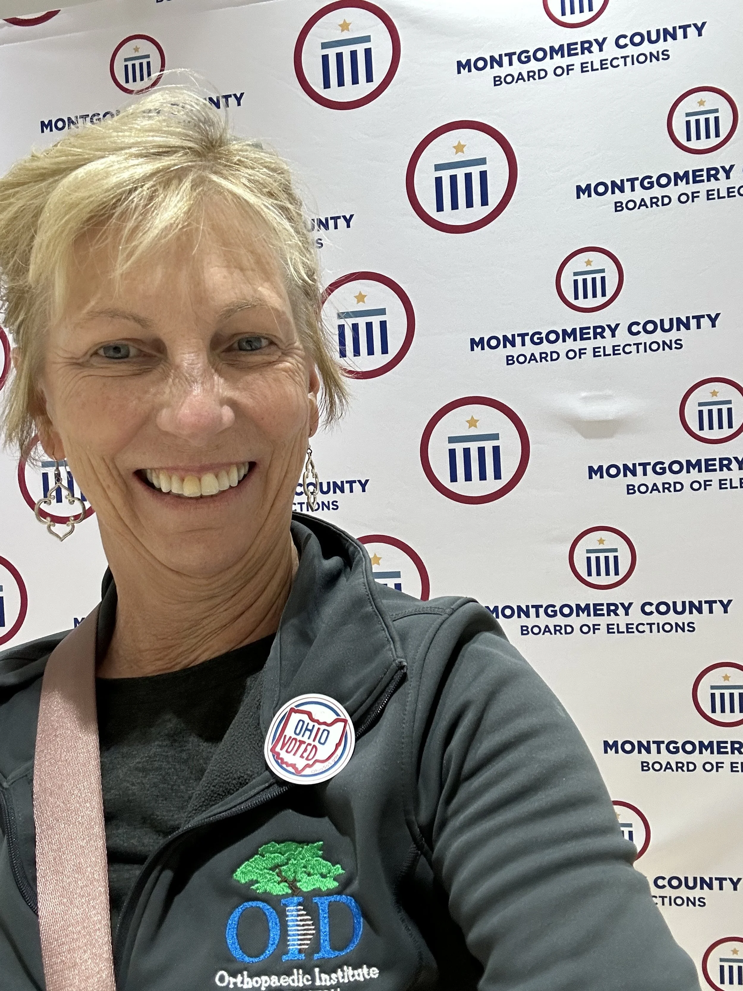 The Pleasure of Voting Early