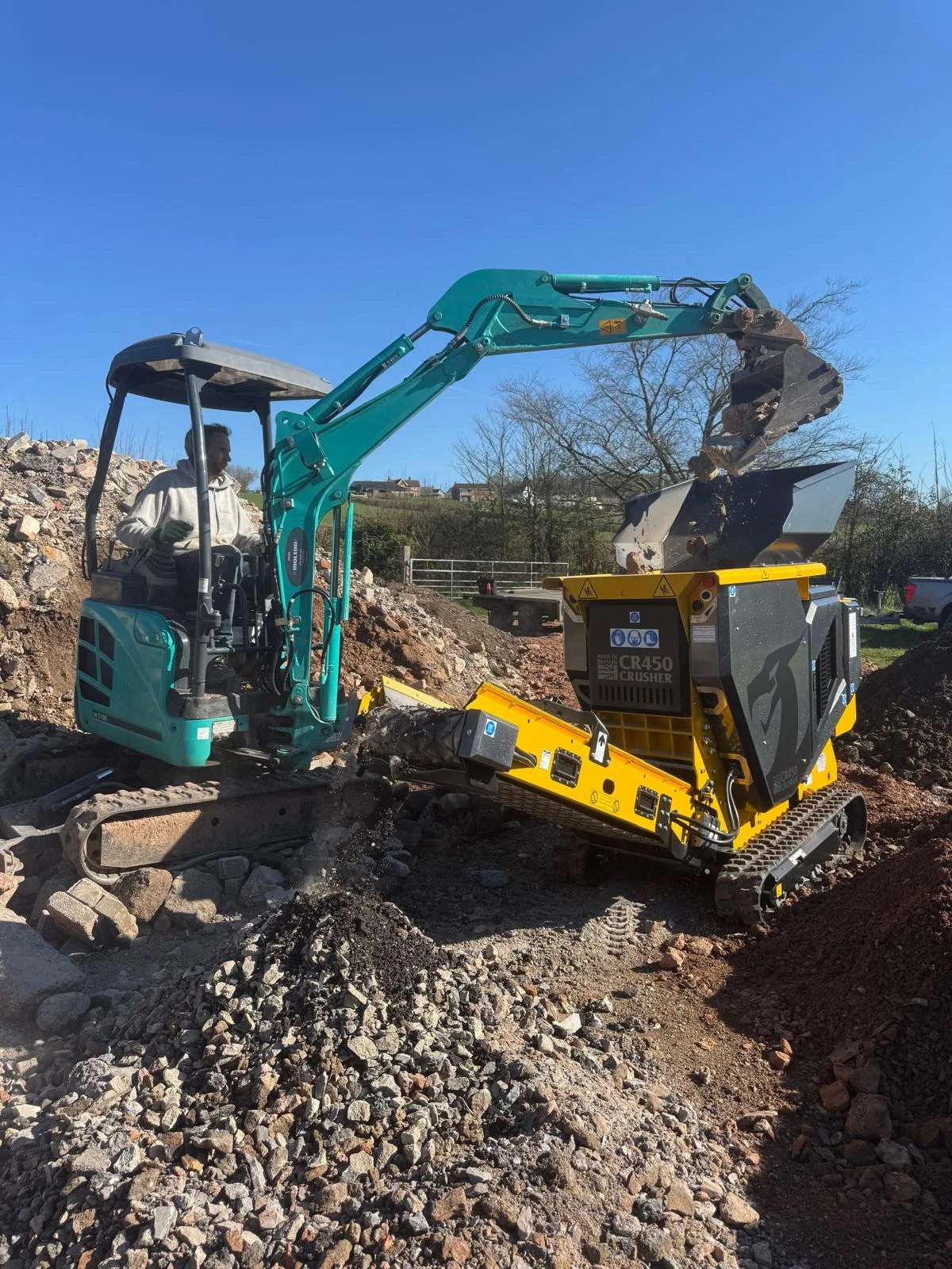 CR450 Crusher - PT - With Excavator