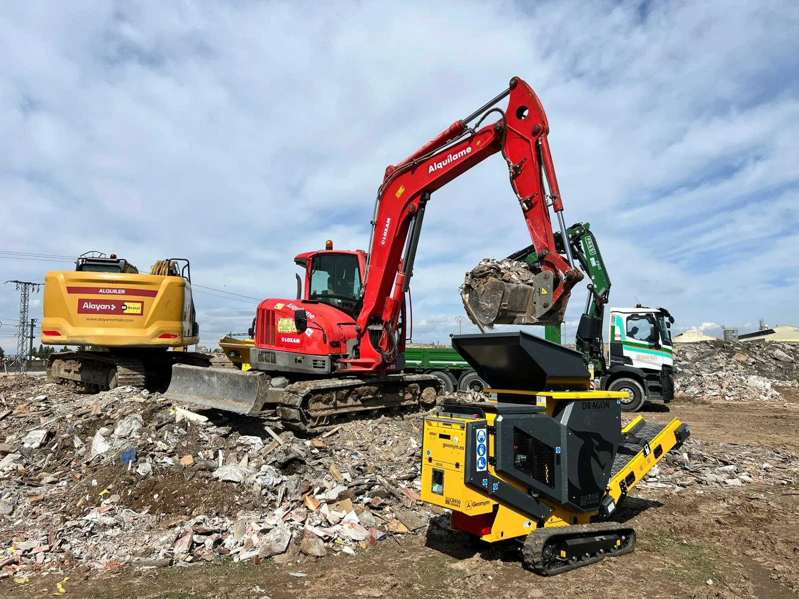 CR450 Crusher - LS - With Excavator