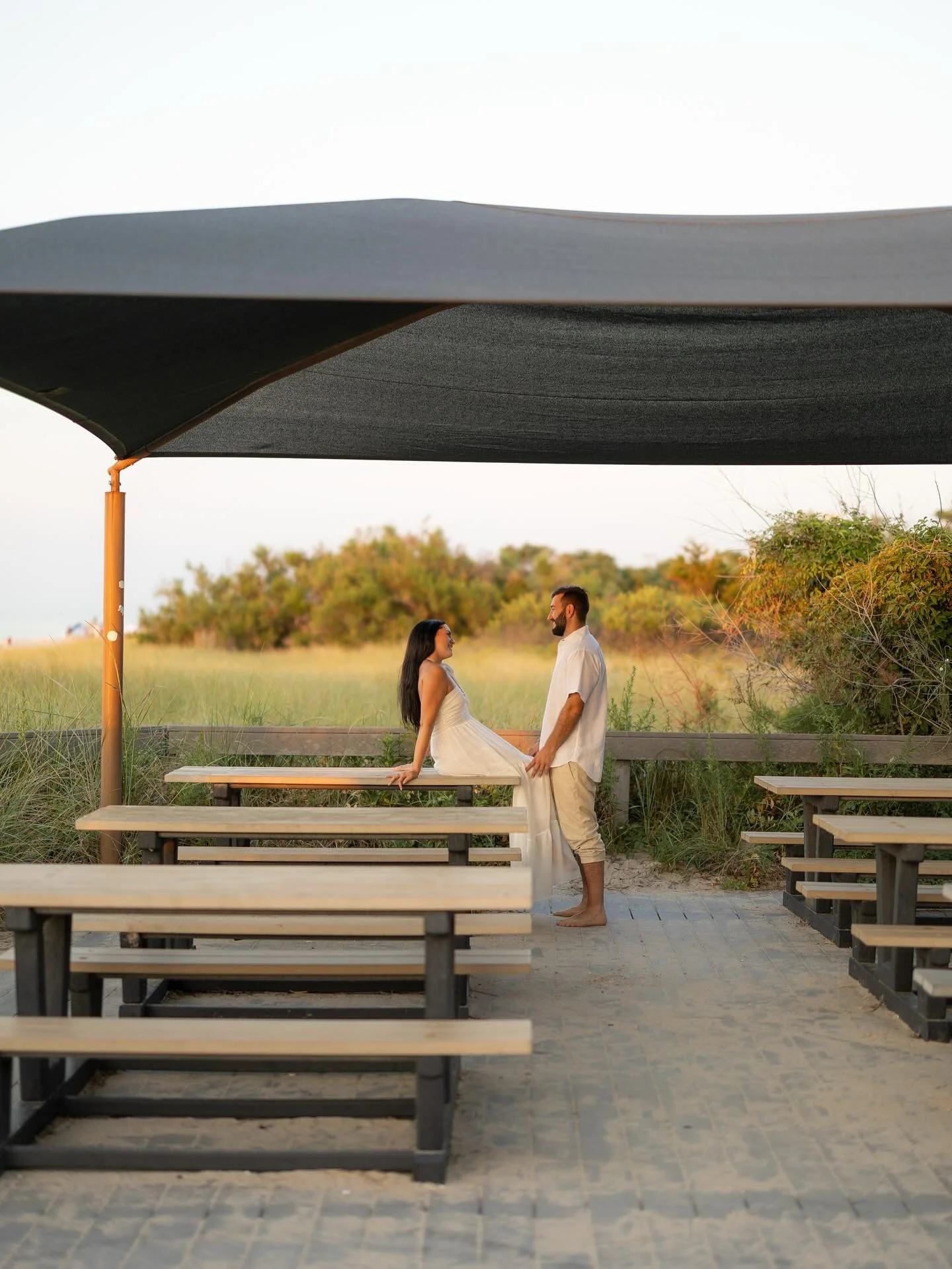 Nothing quite like a north shore sunset ⛵️ 

When people ask me where I like to shoot, of course a bunch of spots come to mind and it depends on factors like occasion, number of people, etc. I love shooting in new places and I&rsquo;ve been so fortun