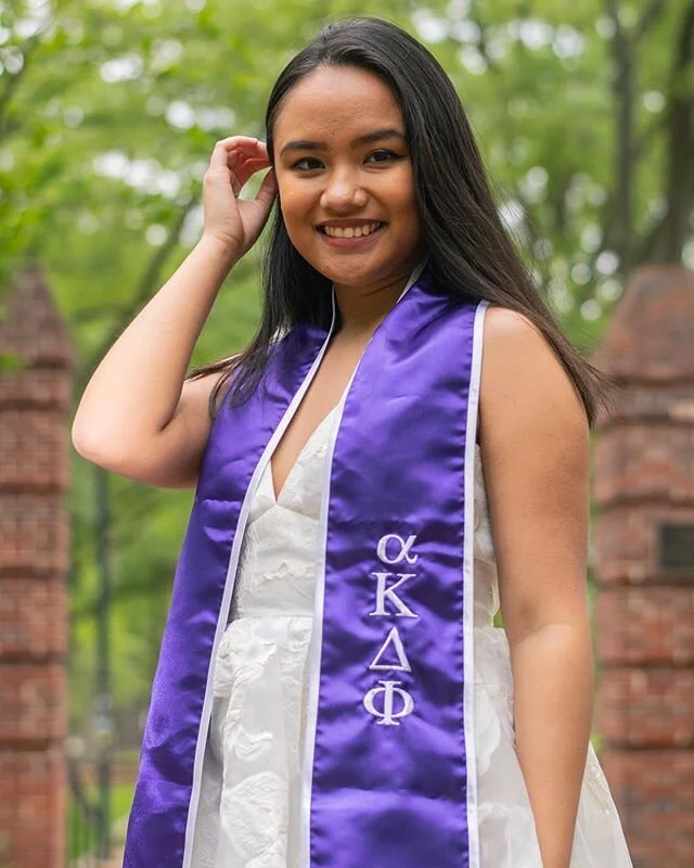 Next up on my grad highlights is...Maris (@marisgmedina ). Now this girl was my PARNTER IN (photo) CRIME at @cnsmd last summer. Really just an all around glowing woman. She&rsquo;s a great photog, but besides that Maris is an advocate for the people 