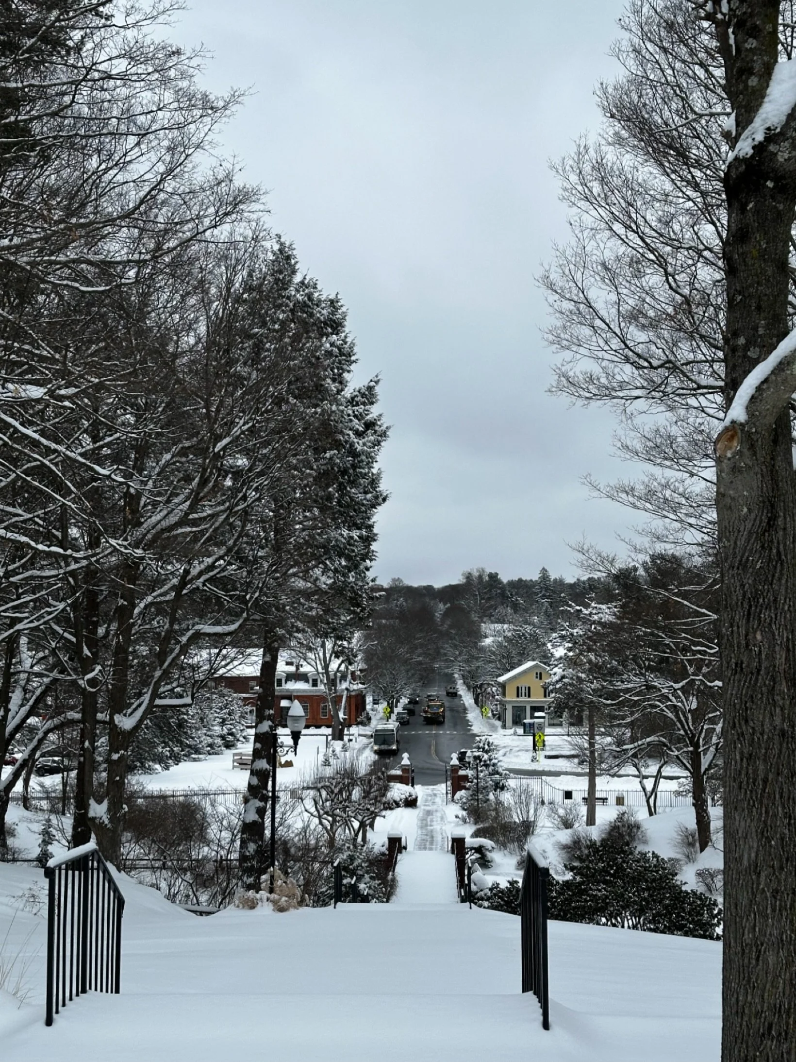 A beautiful winter&rsquo;s day in Millbrook. Plows are out 👏 and our shops and restaurants are open 🍽️🛍️🛒

#millbrooknewyork
#millbrook

📸 @sf.milano.ny @de.mo