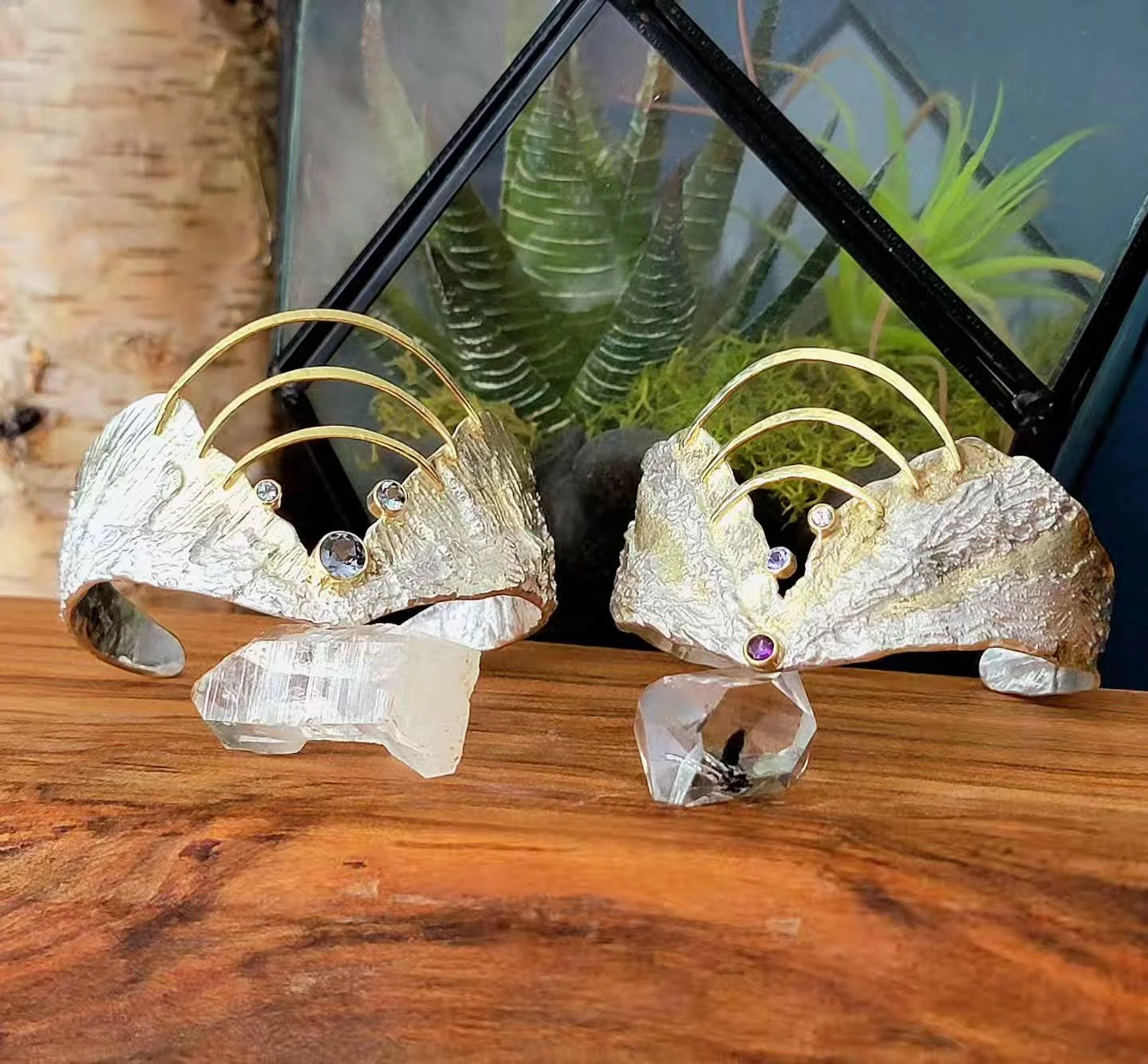 Be brave like the birds. Crack open, split apart everything you know, and never be afraid to meet the world with your true light shining bright and bold!
🥚🐣🪺🦜♈️🌋
These signature Primordia "Divine Signal" cuffs are almost finished, but 