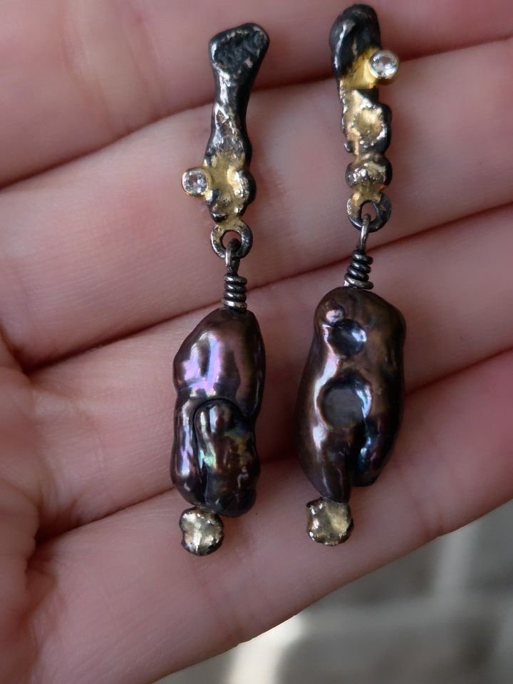 I have some serious fun designing jewelry for you and want to say thanks for helping me stay whimsical with a dash of silly!
🏴&zwj;☠️🦪⚓️🖤
I've been working with these fun Biwa pearls all 2026 season, and so of course I've been thinking about all m