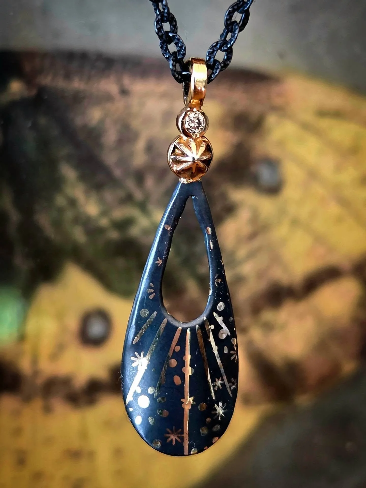 Isn't this "Star Drop" pendant from our Big Bang collection the absolute sweetest?
🎇✨️💫🌠
I've been exploring this line of work over the last few years as I've developed this specific inlay technique, and these pieces are an expression of
