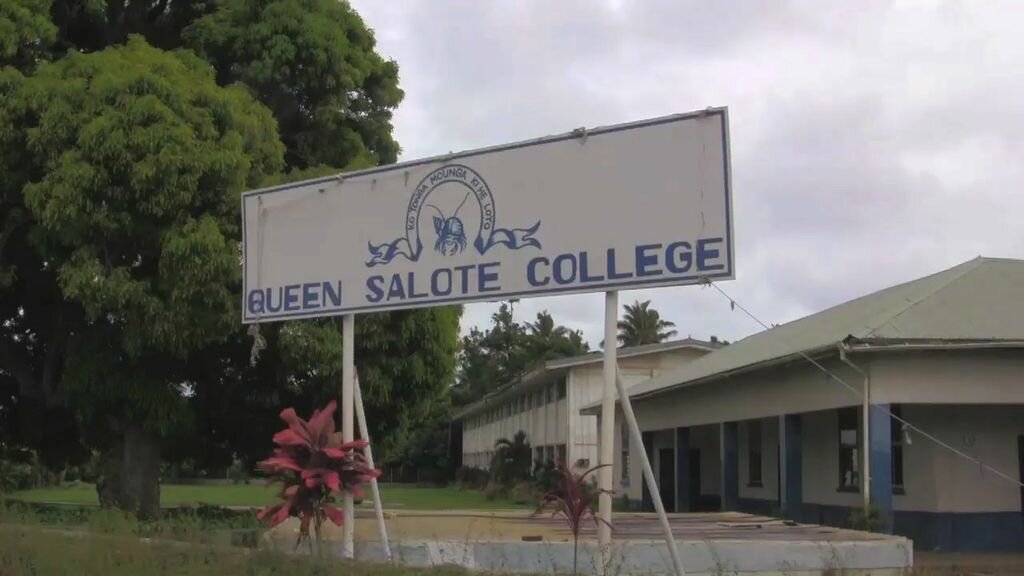 QueenSaloteSign.jpeg
