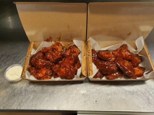 Hot Wings Eating Contest