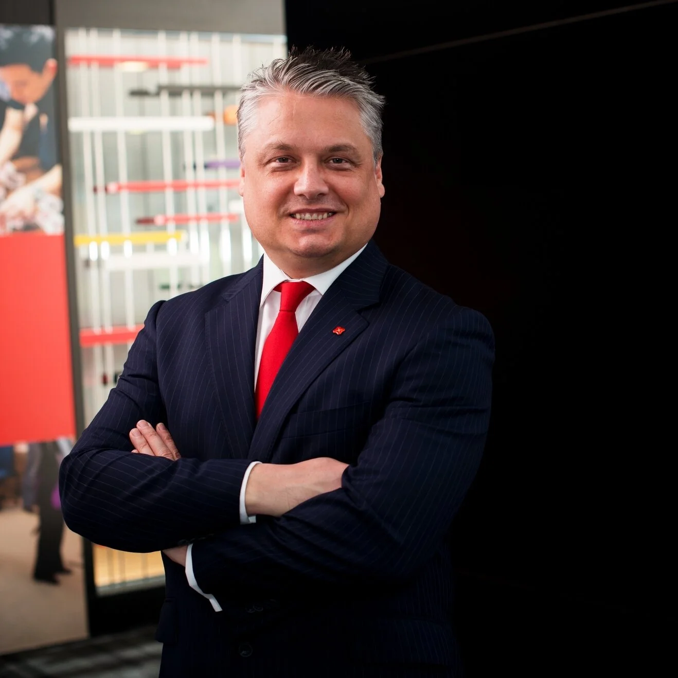 Laurence Smith Bio pic standard.jpeg