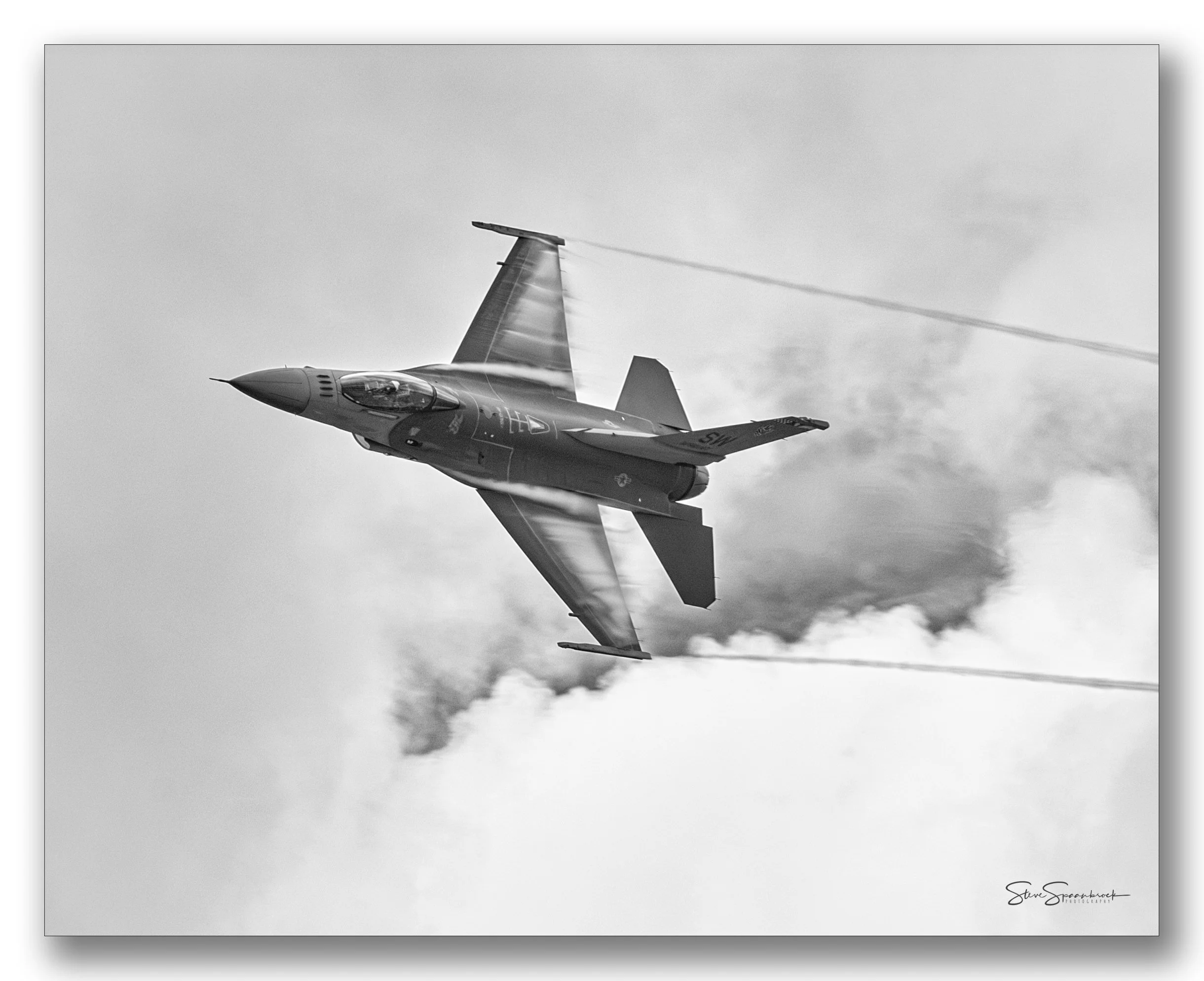 Viper Vaping (1 of 1).jpg