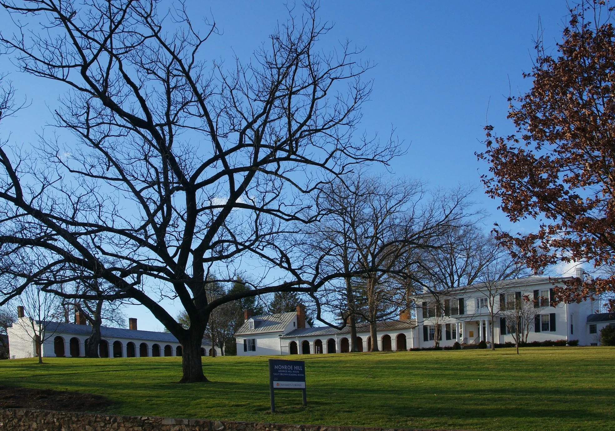 Monroe_Hill_House_UVa_2010.jpg