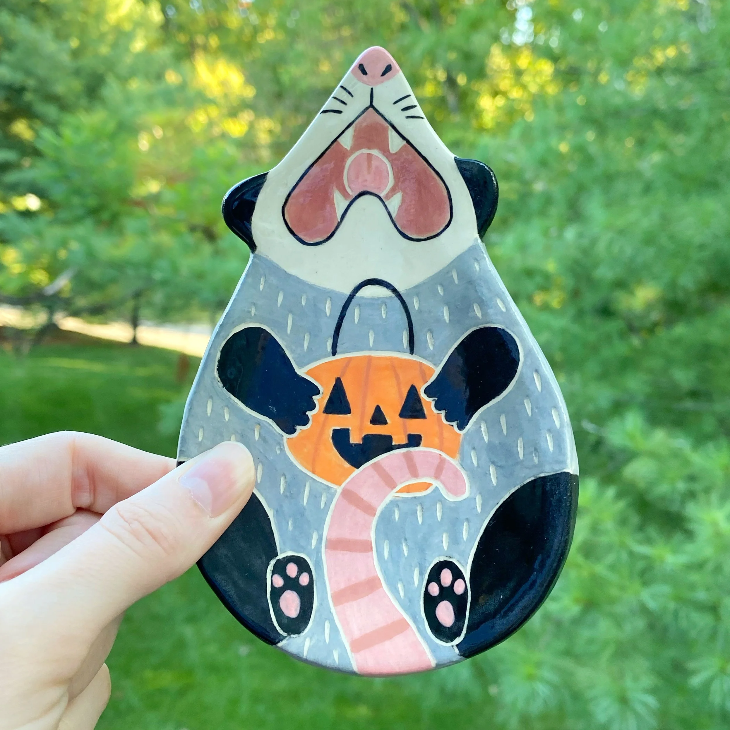spoon_rest_halloween_possum_2_1.jpg