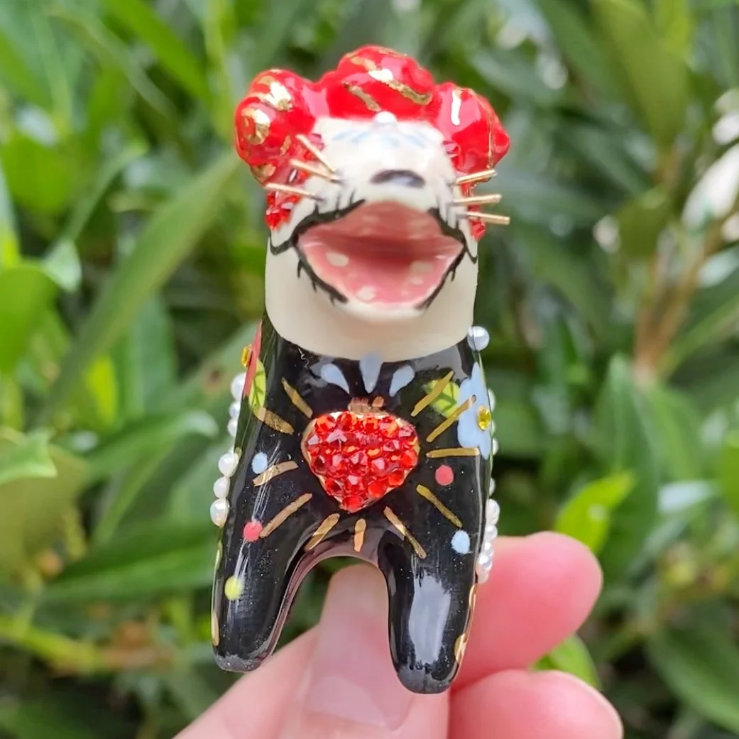 day_of_the_dead_possum_flowers_4.jpg