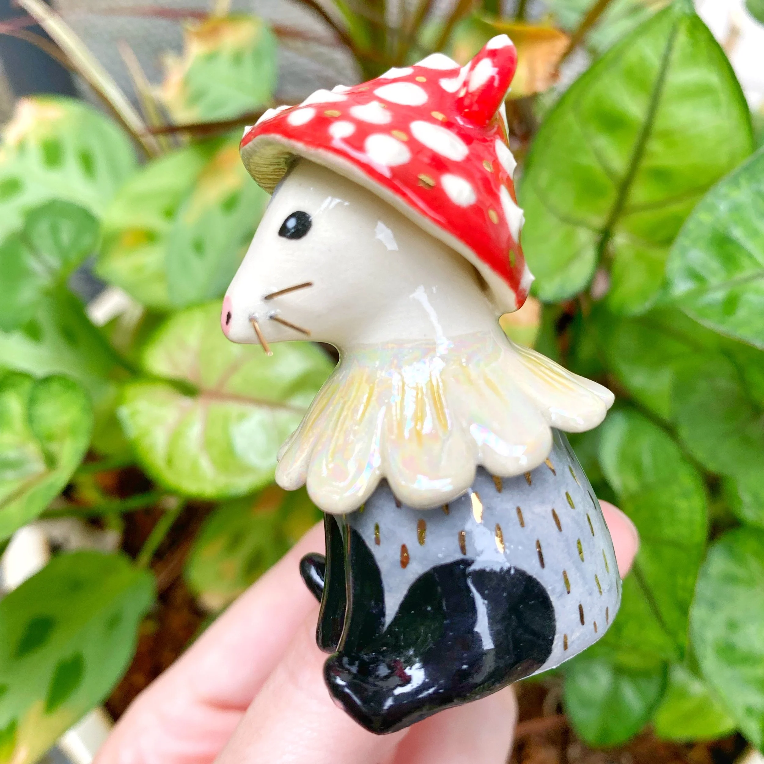 red_mushroom_possum_4.jpg
