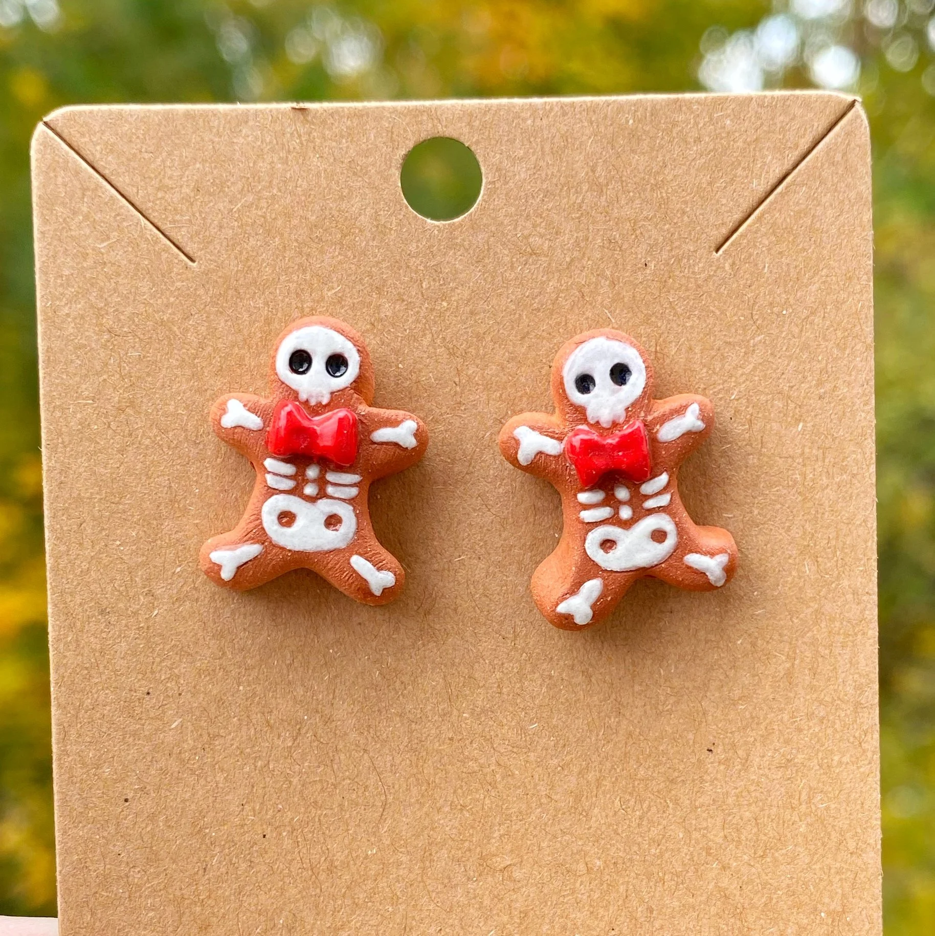gingerbread_man_skeleton_earrings_4_1.jpg