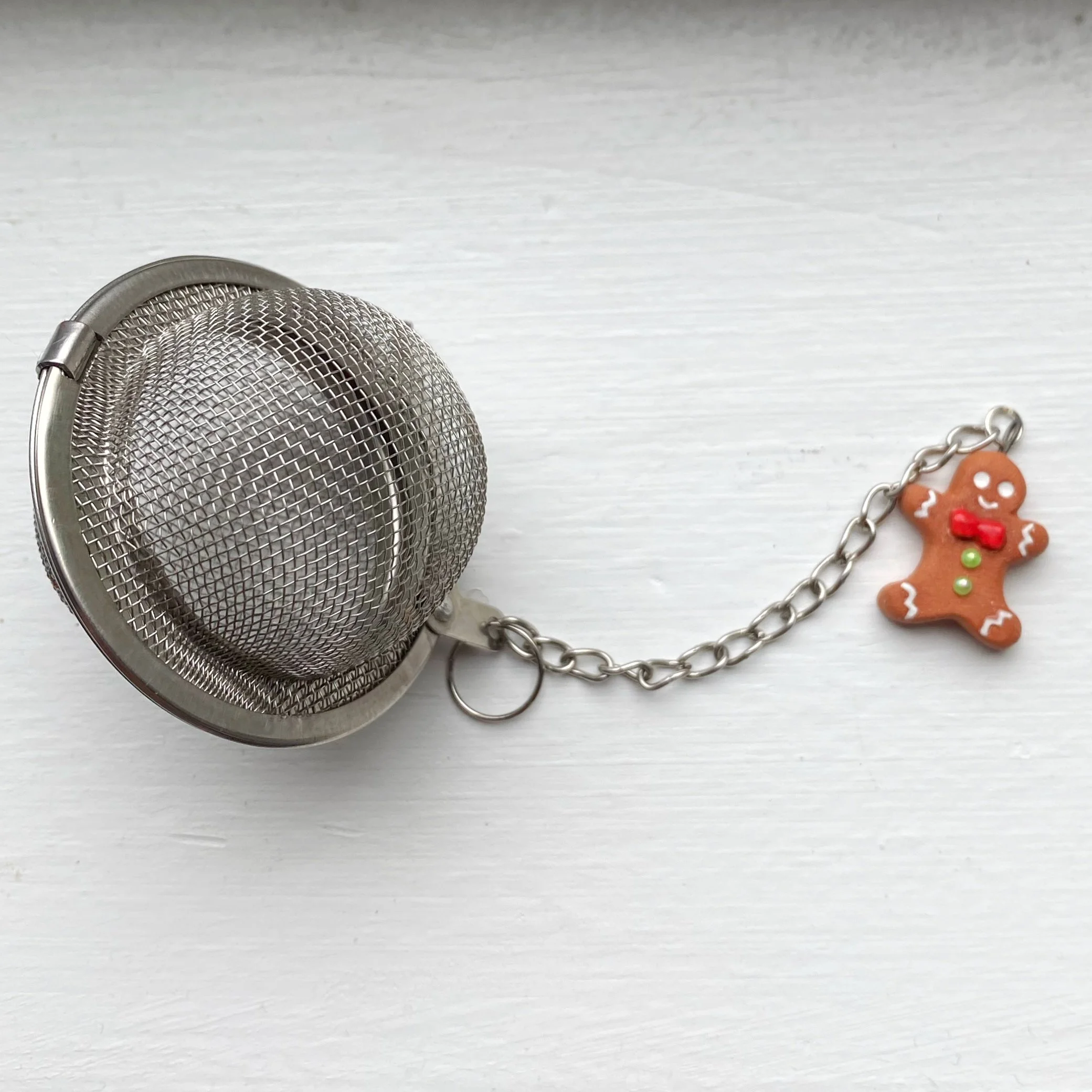 gingerbread_man_tea_strainer_1_2.jpg