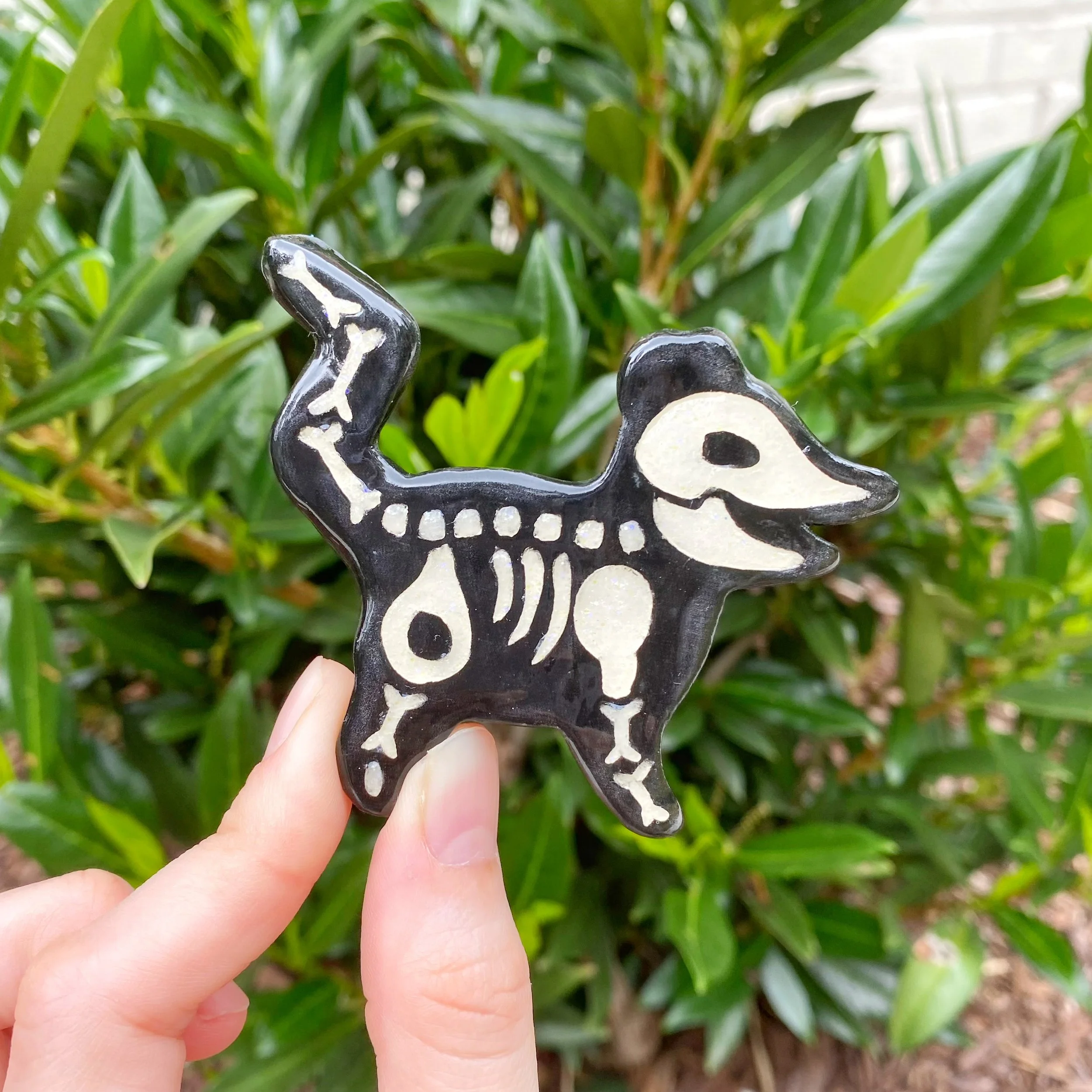 skeleton_possum_magnet_black_white_1.jpeg