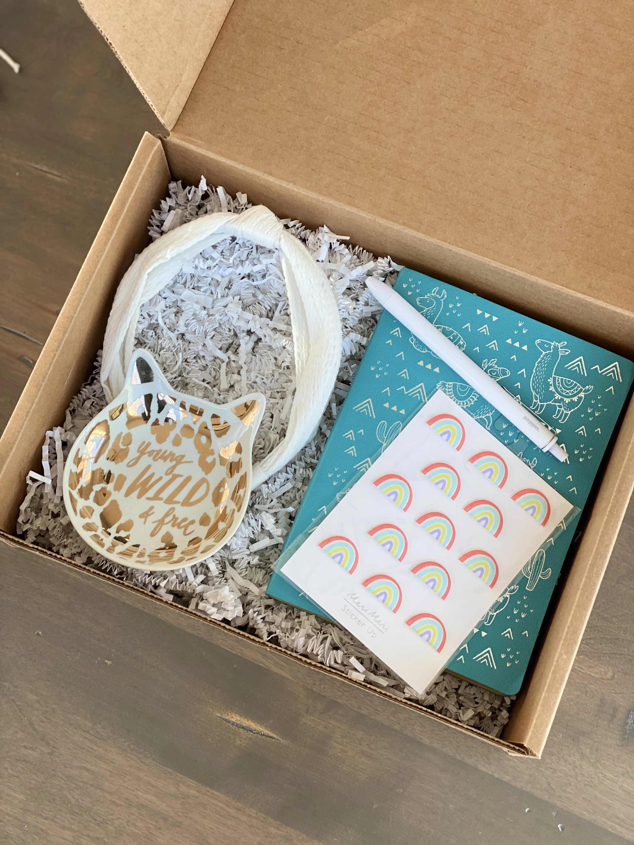 Tween Queen Gift Box