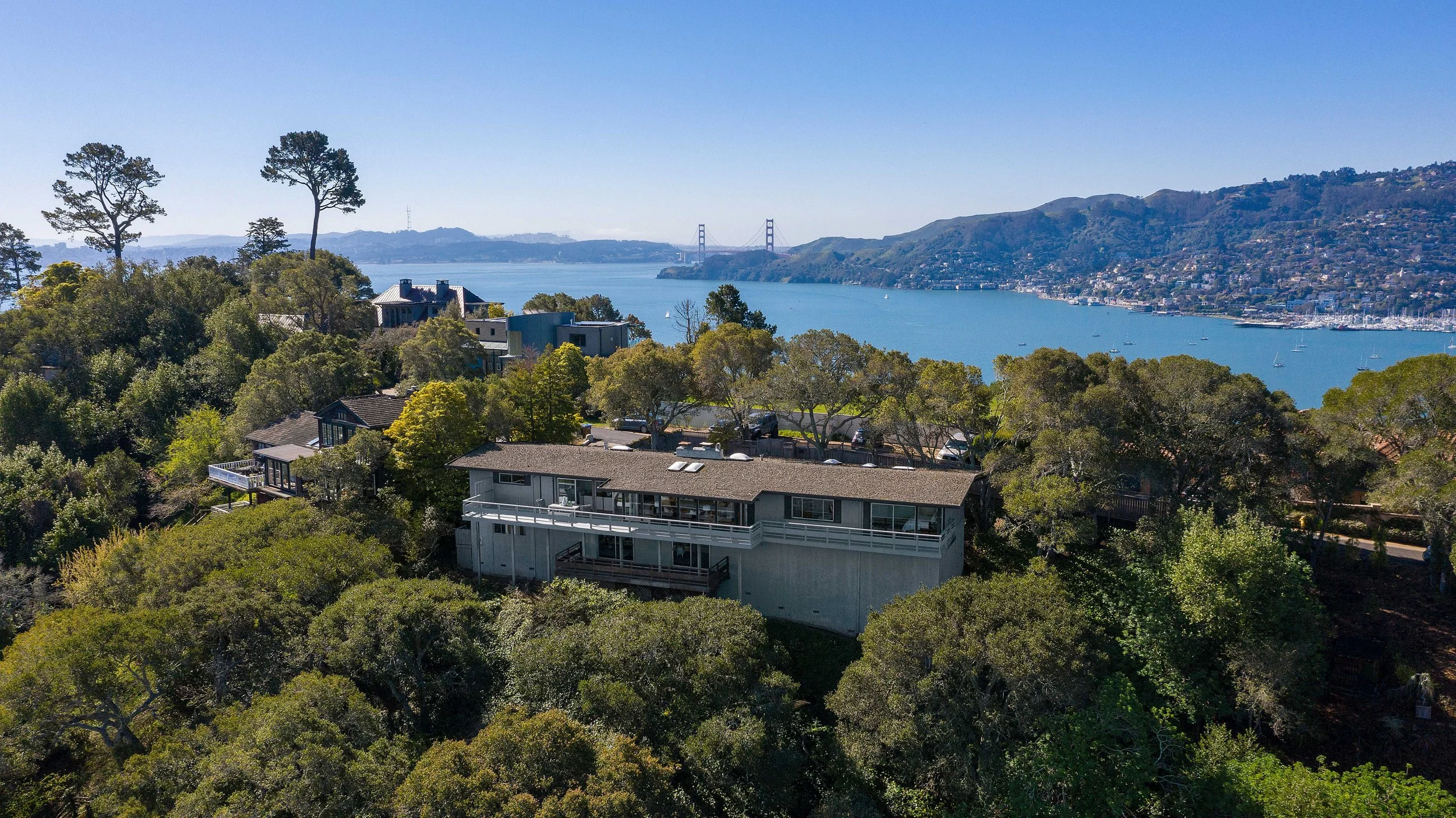 13-Crest-Rd-Belvedere-Tiburon 01 of 60.jpg