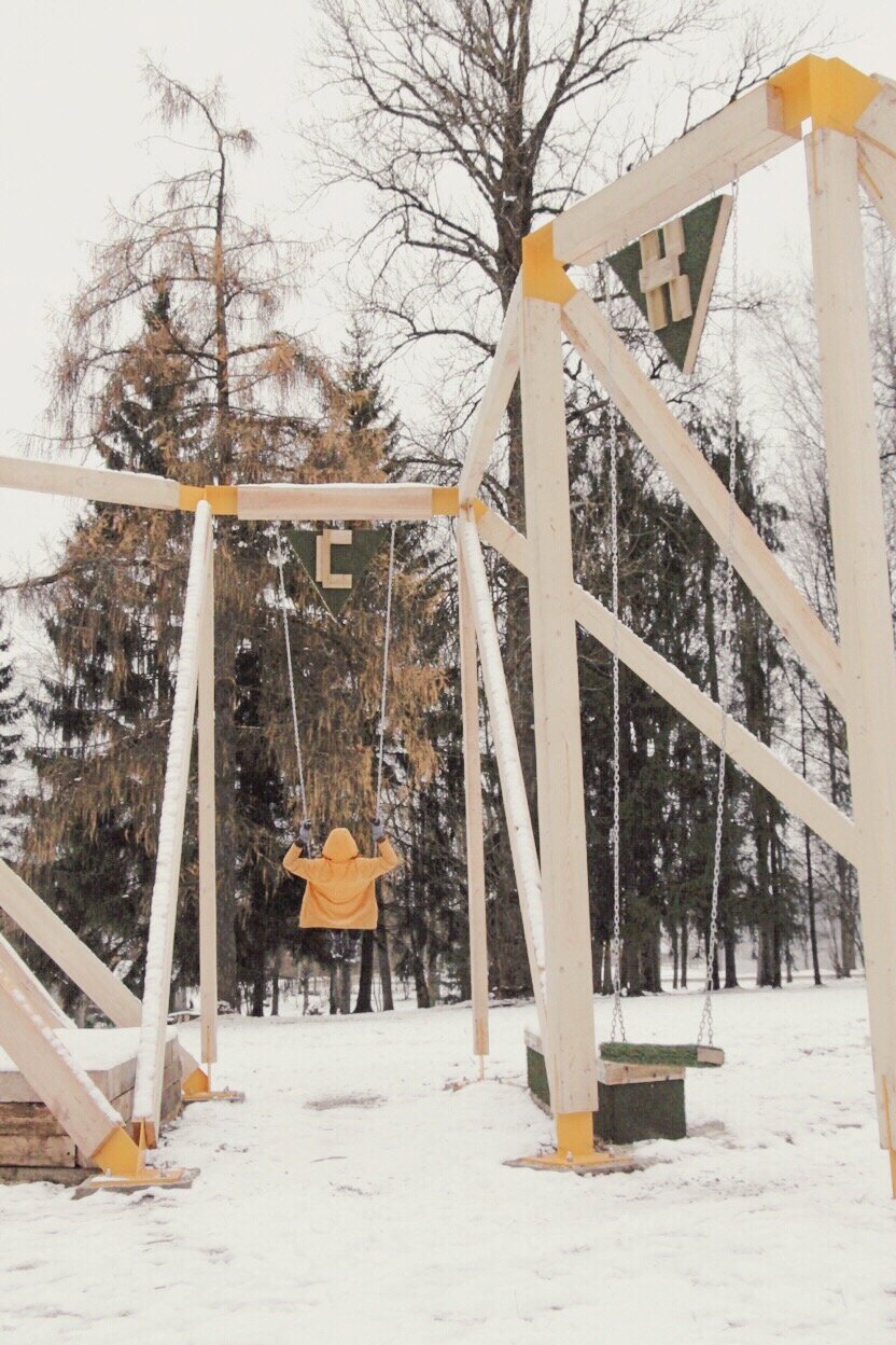 Pieturvieta: Rucka, swings Cēsis, NOMAD architects, arhitekti