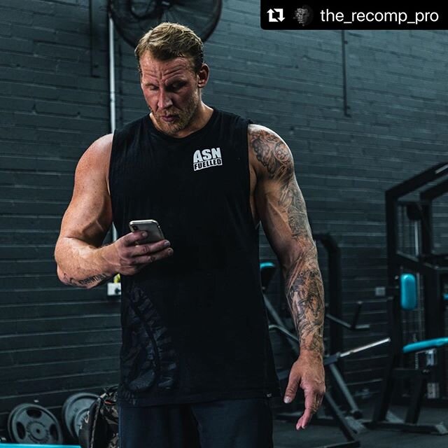 #Repost from our coach @the_recomp_pro ・・・
As a coach, I take great pride in my role and the responsibilities I have towards my athletes. 
As an athlete, I take great pride in my role and the responsibilities I have to my Coach. 
Both coach and athle