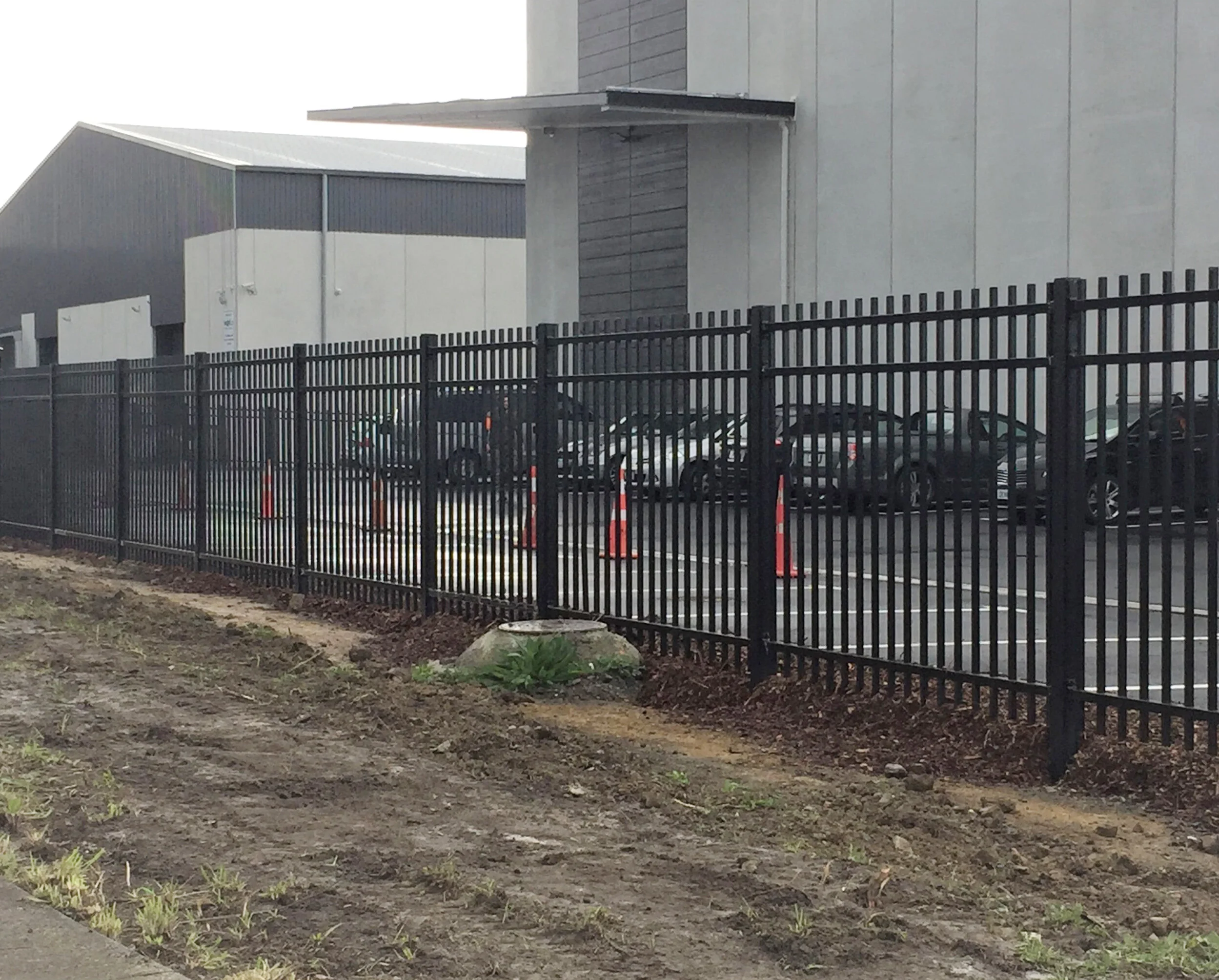 Commercial fencing picture