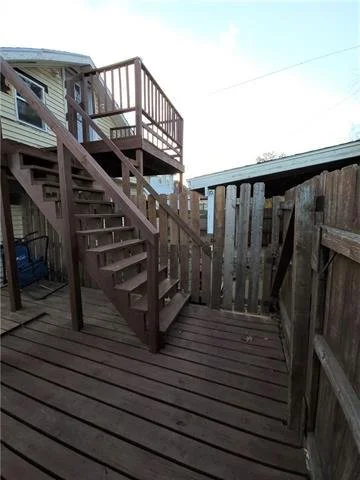2022 deck.jpeg