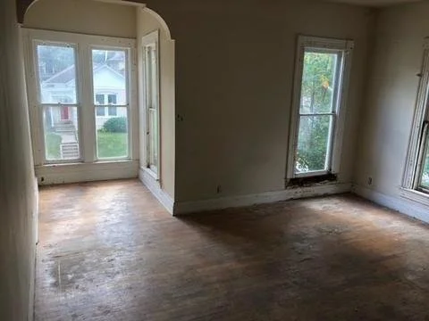 2022 room.jpeg