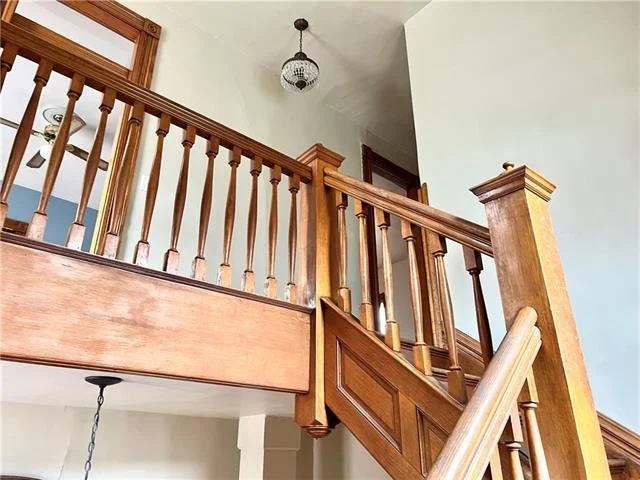 stair railing 2022.jpeg