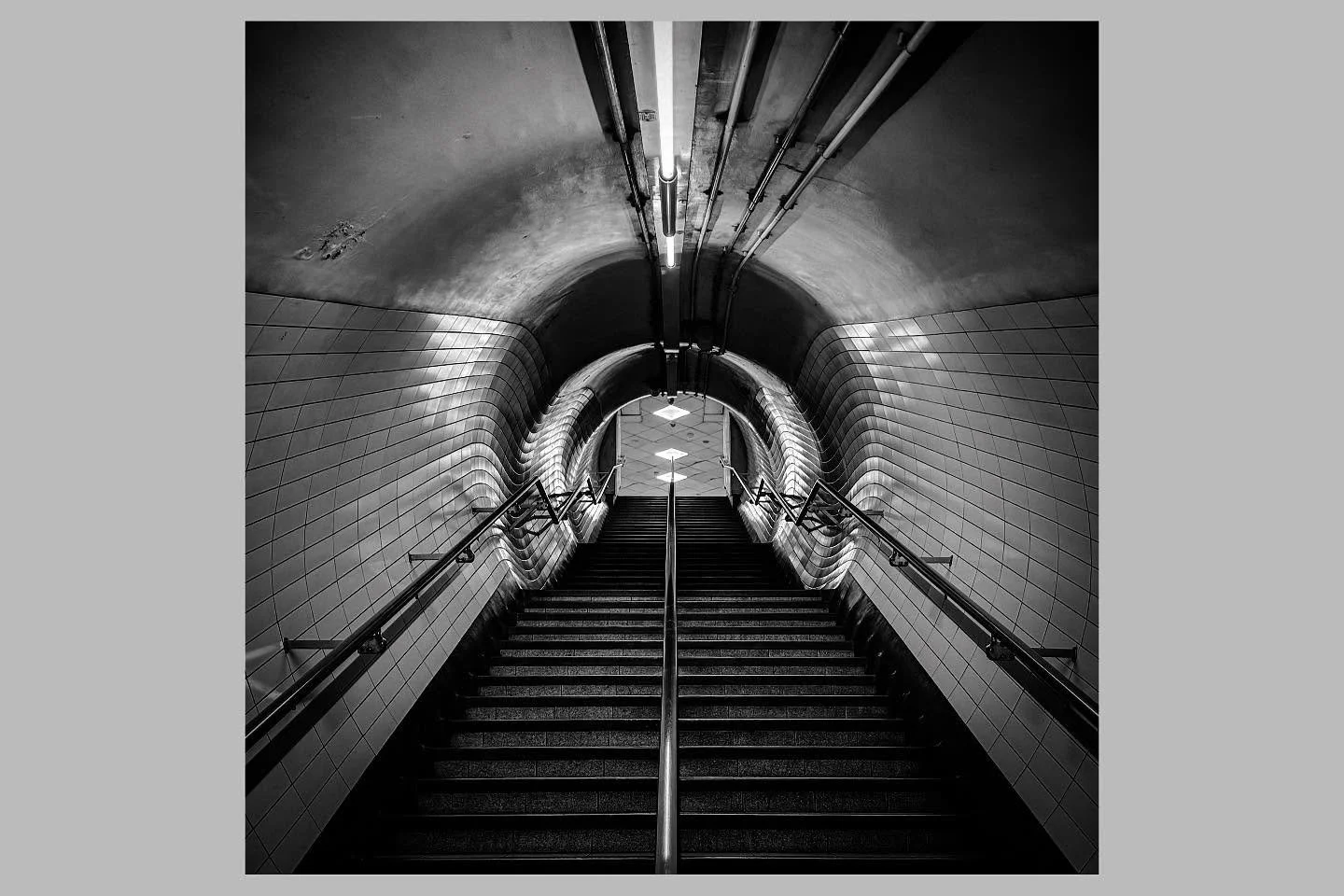Mansion House. London. 1.9.25
#antoxleyphoto #london #photographer #photooftheday #photos #photo #leica