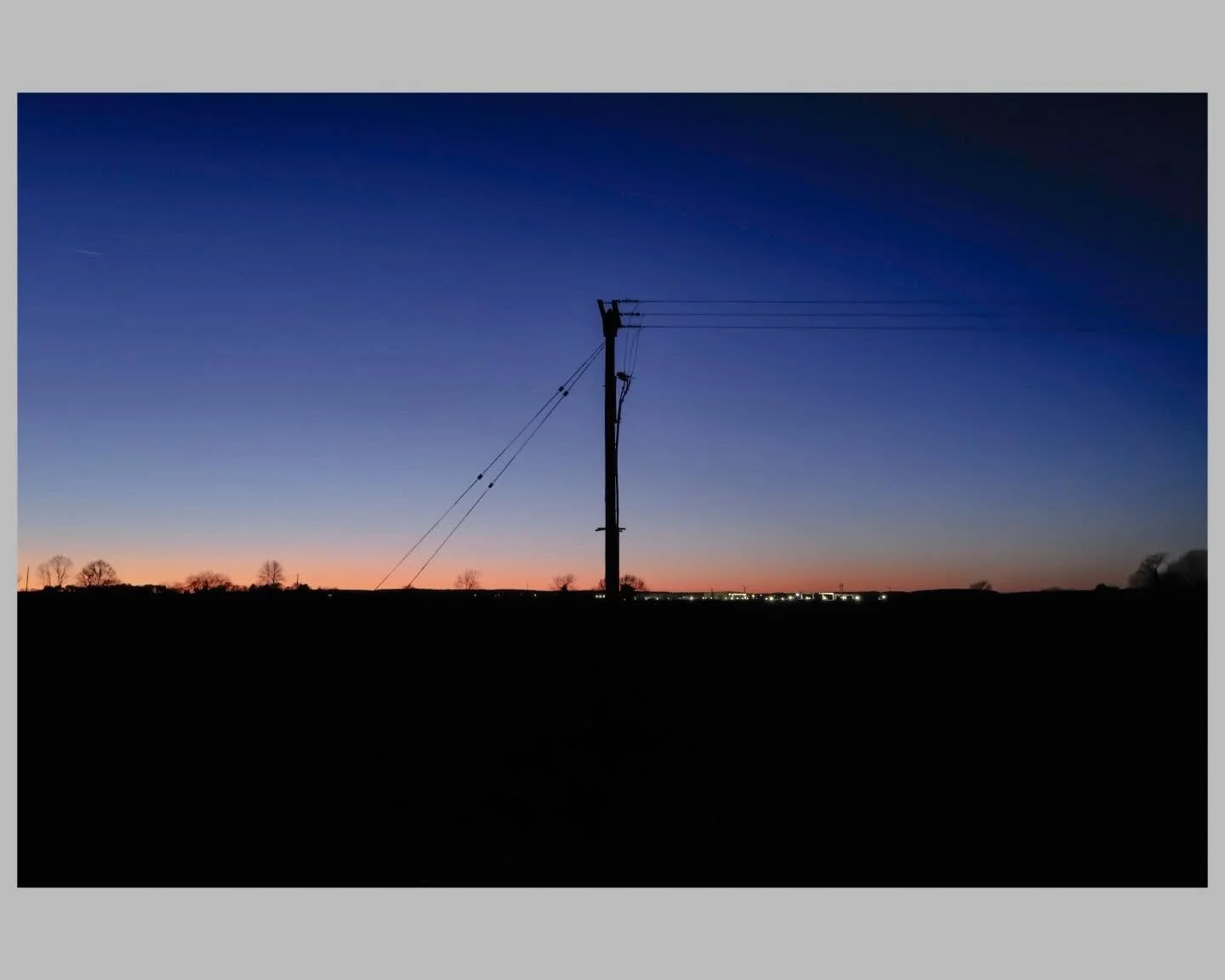 Photo walk. Sunset.
#antoxleyphoto #photooftheday #nature #winter #photographer #photgraphy