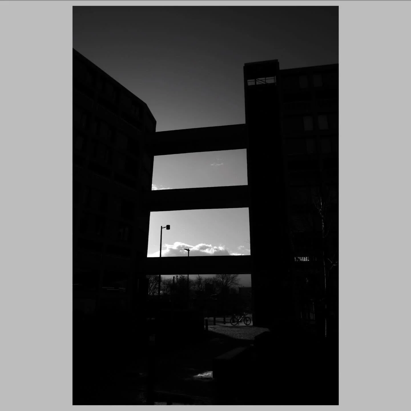 Park Hill Flats. Sheffield.
#antoxleyphoto #photooftheday #photo #fujifilm #fuji