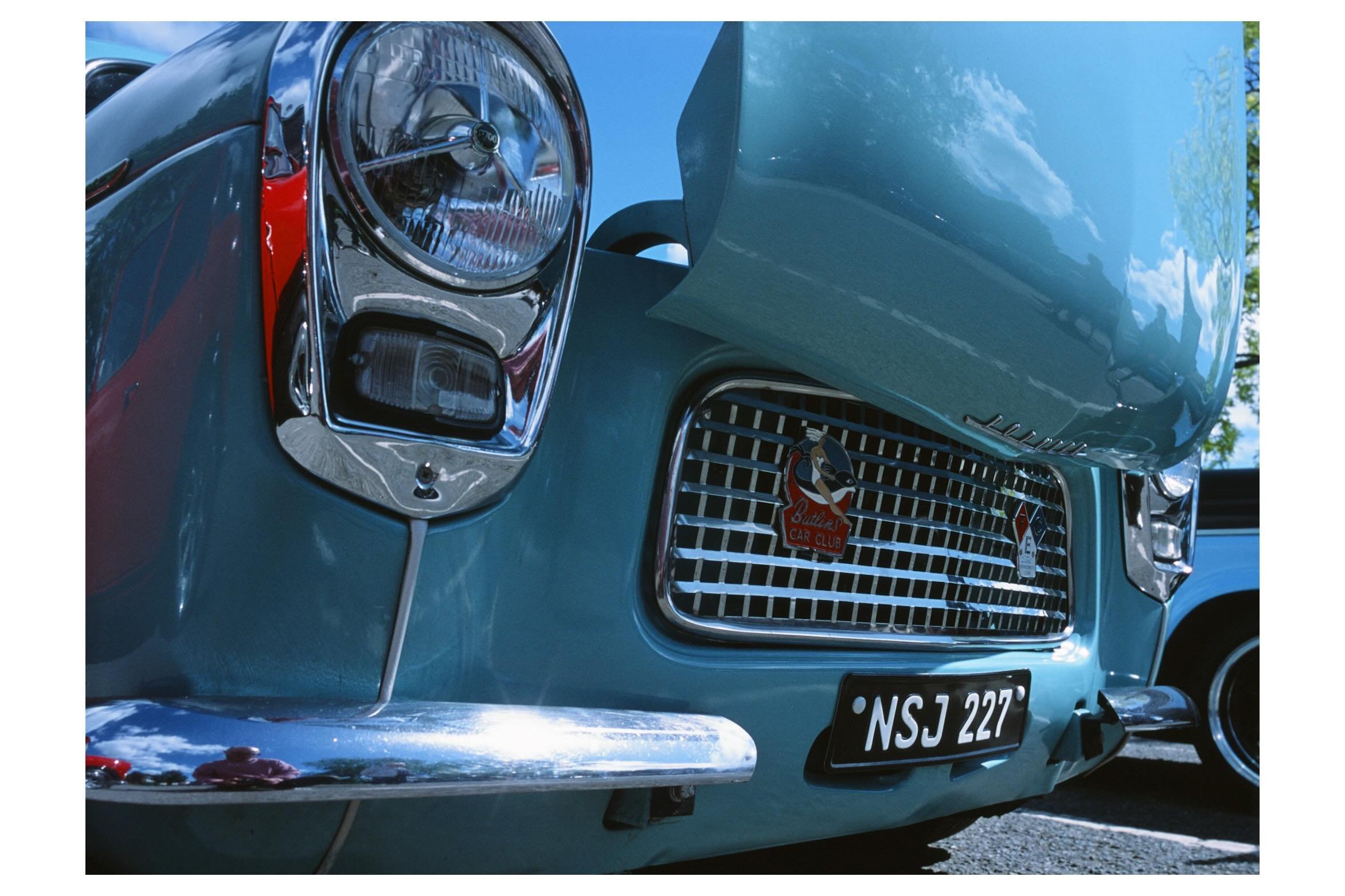 Shot on 35mm Velvia with Leica M4-P
#photographer #photo #photography #car #film