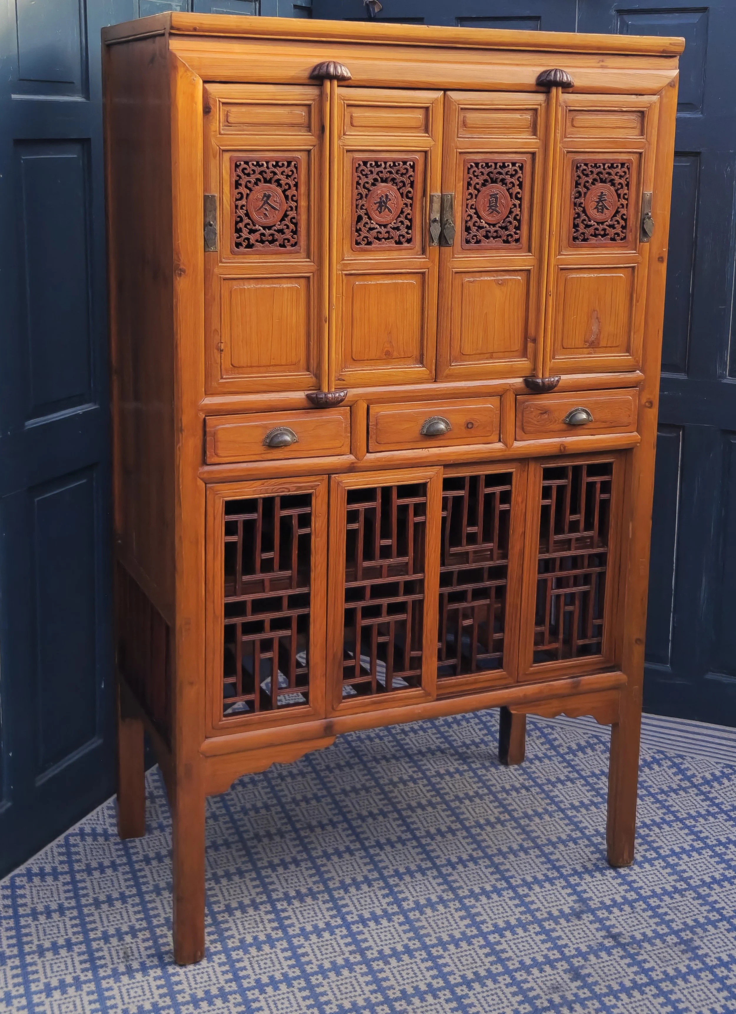 Chinese cabinet 4.jpg