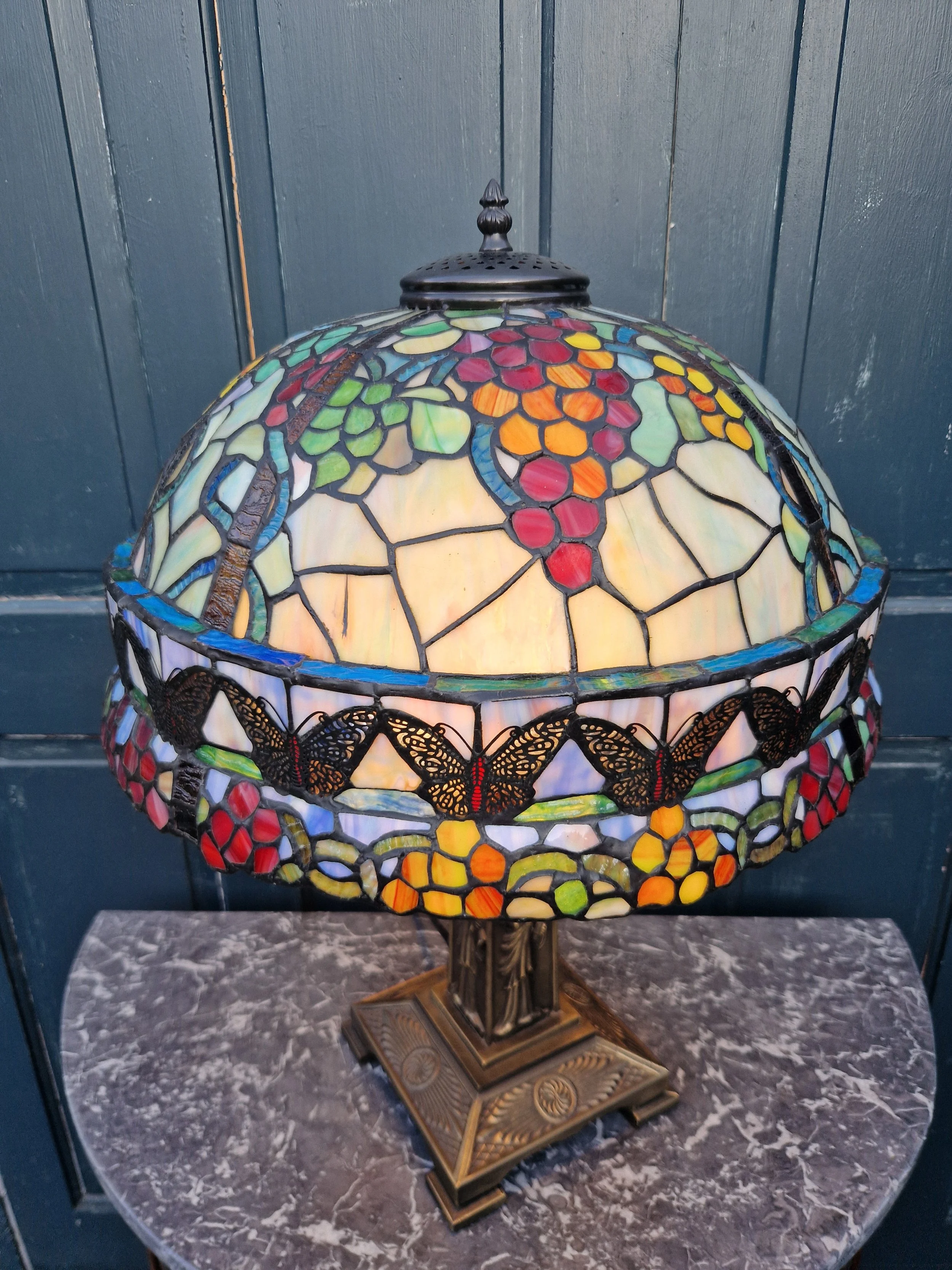 Tiffany style lamp 3.jpg