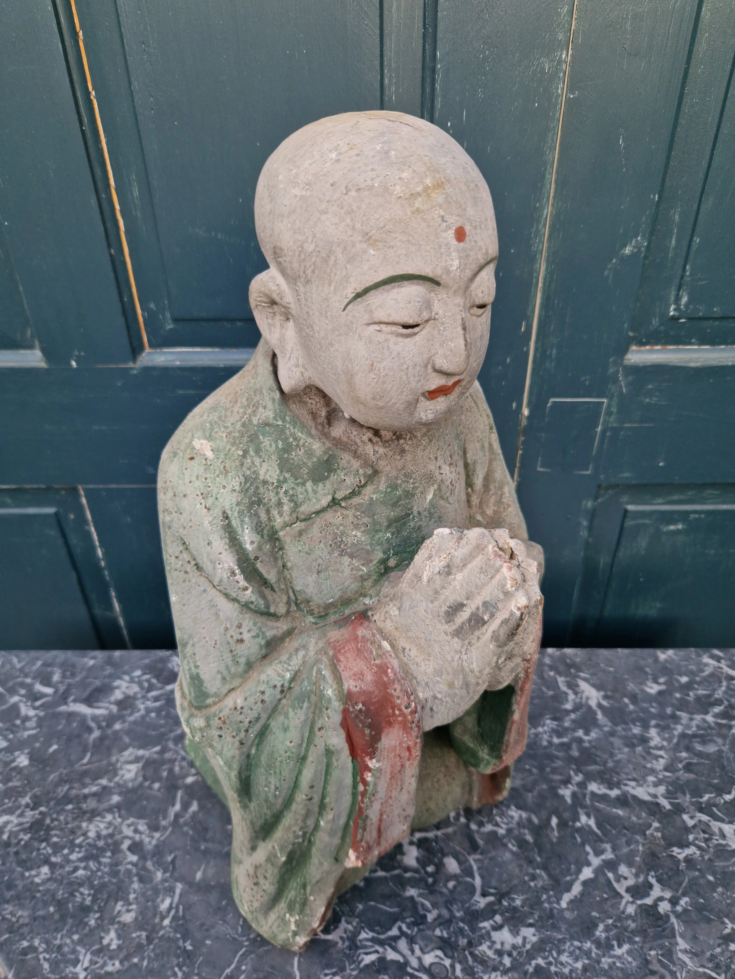 Kneeling Buddha 2.1.jpg