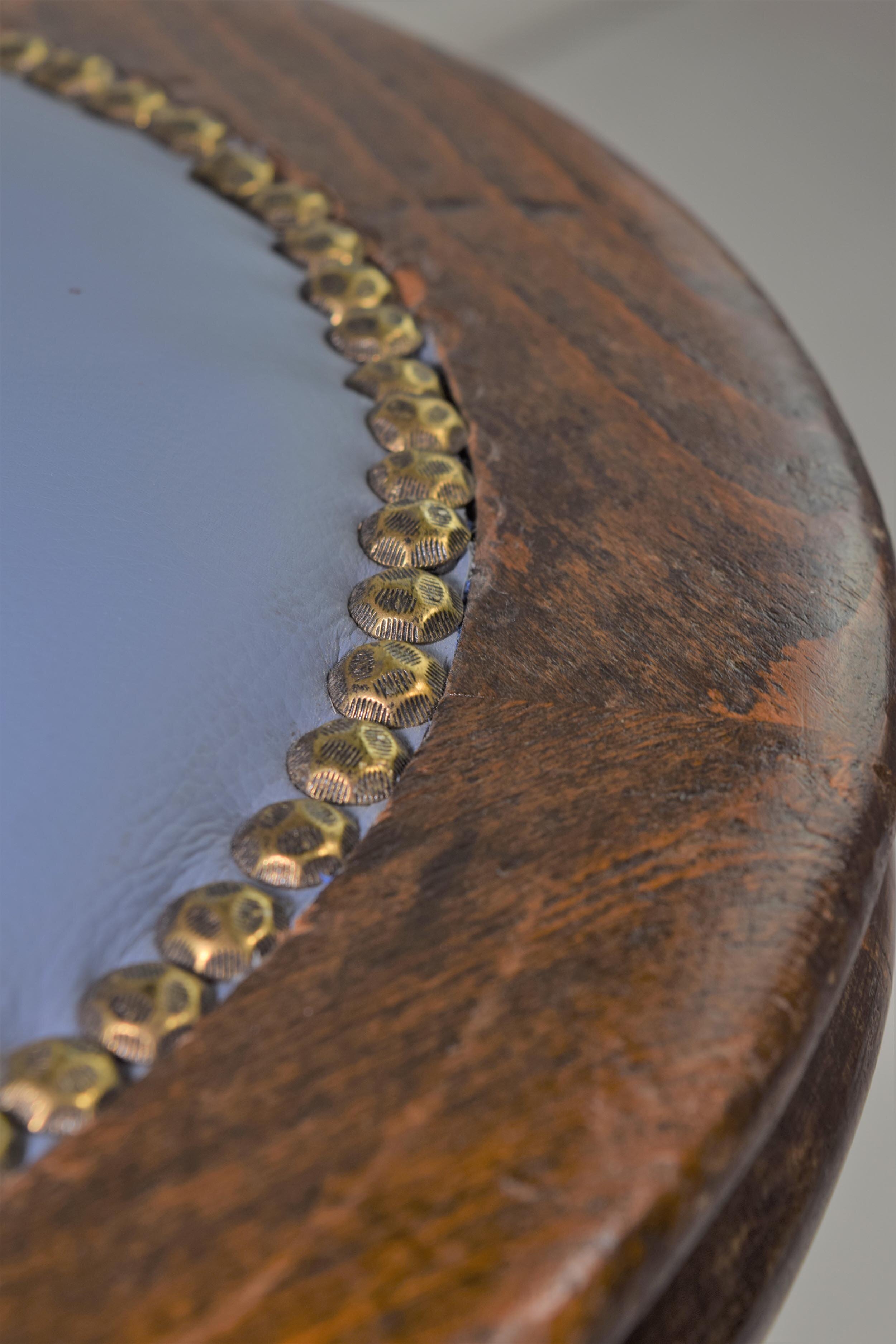 Mahogany Artist Revolving Stool 6