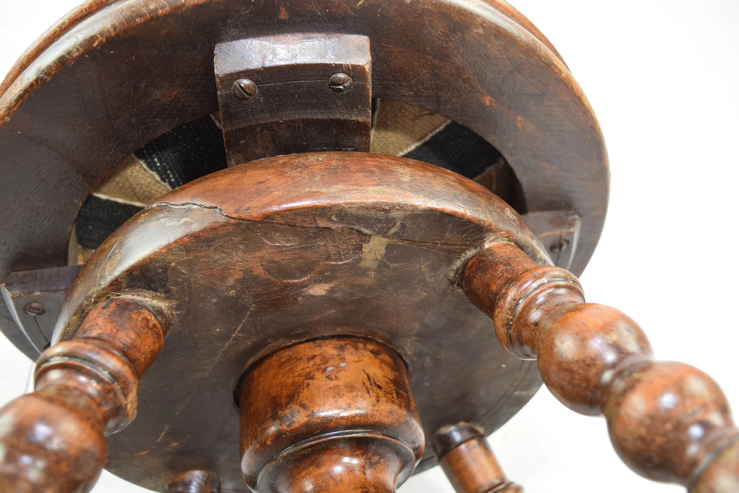 Mahogany Artist Revolving Stool 9