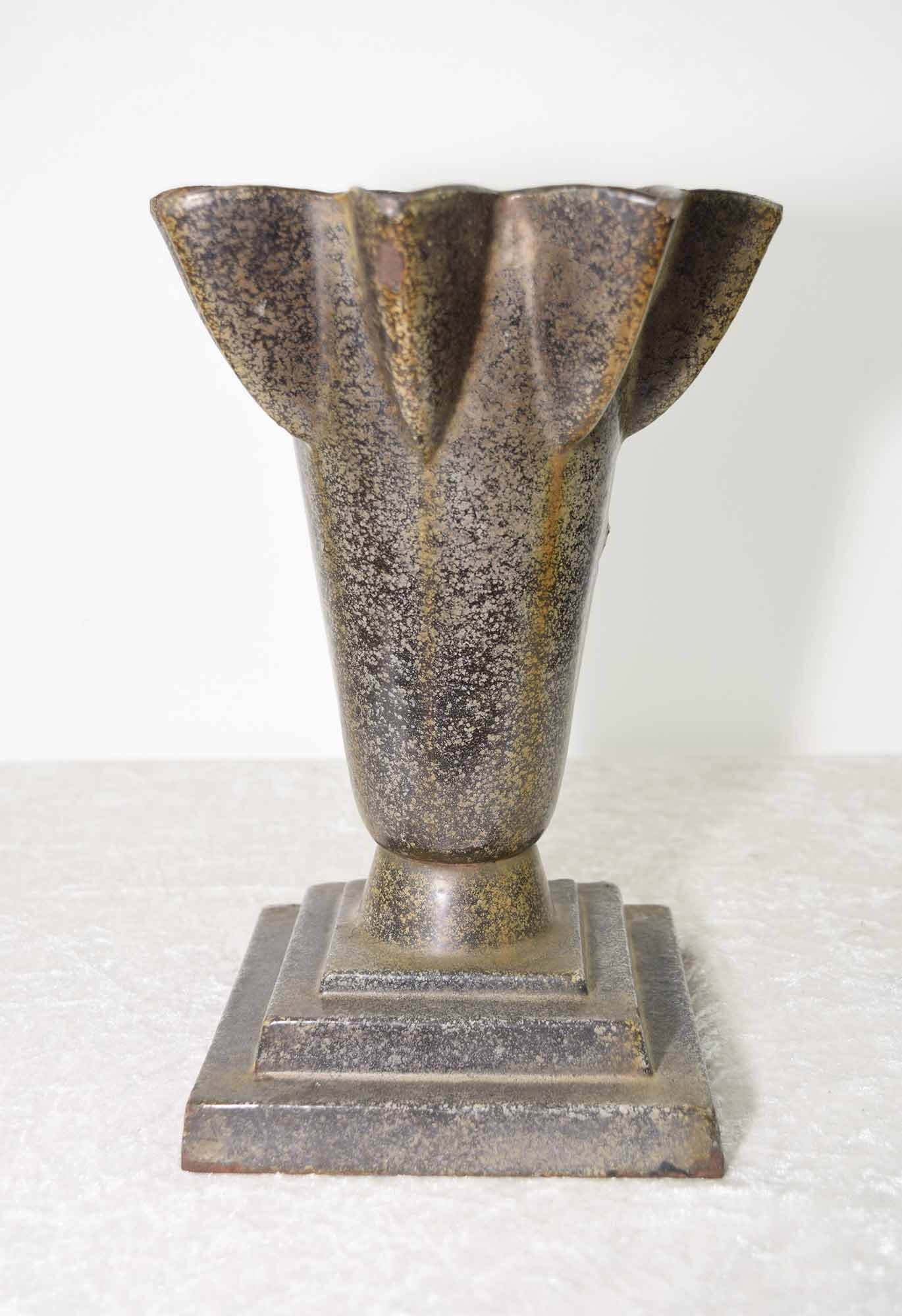 Enamelled Art Deco planter 3.JPG