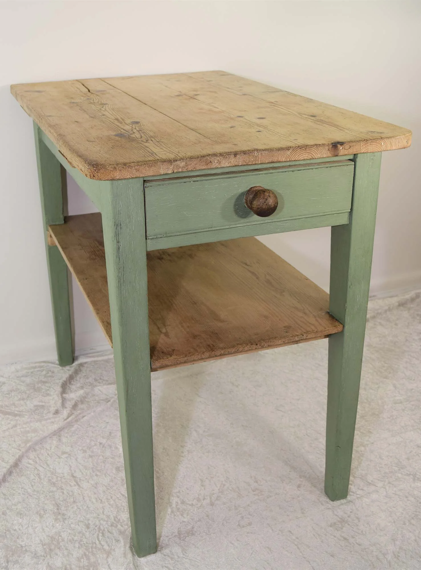 Kitchen side table 1.JPG