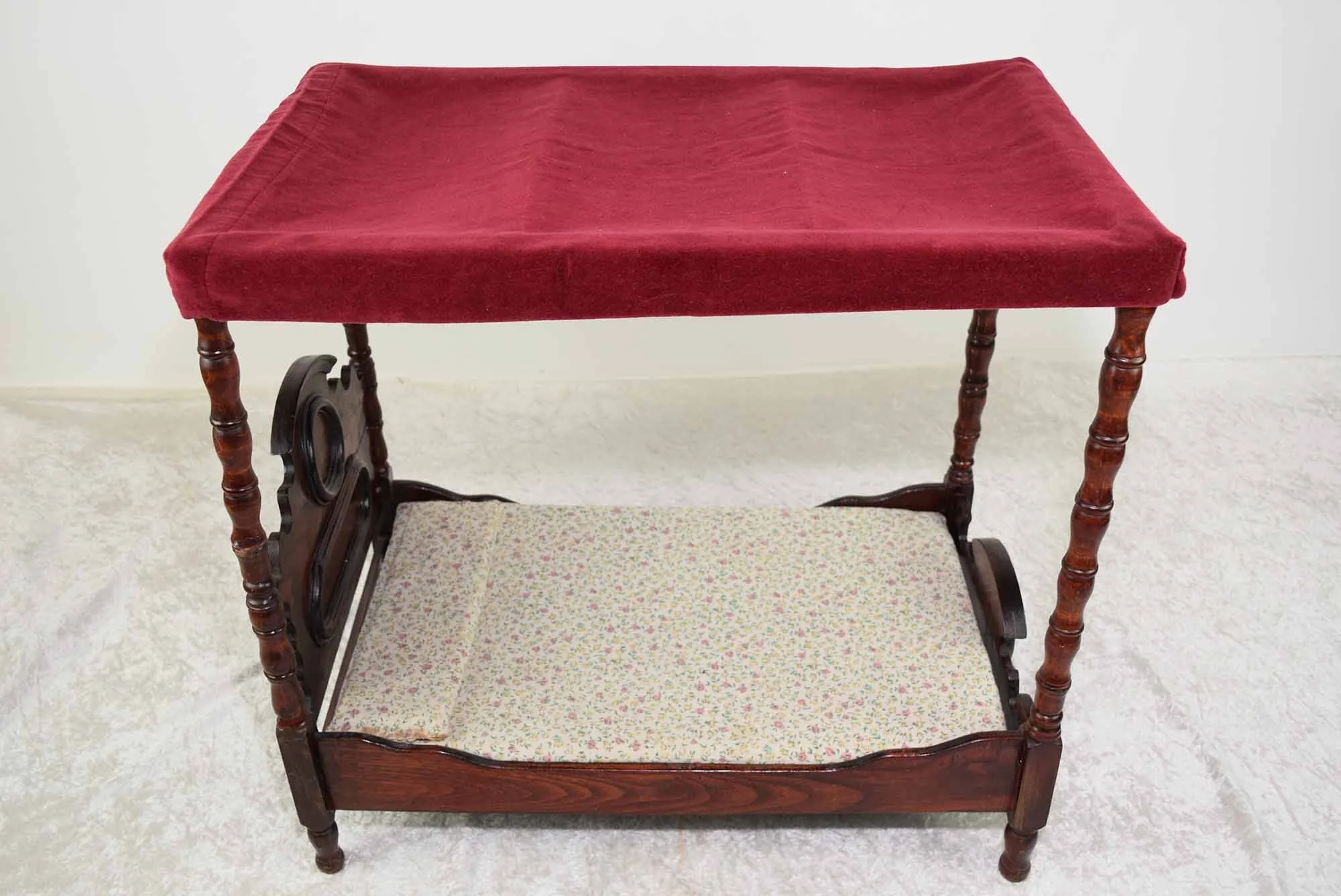 Salesman sample bed 2.JPG