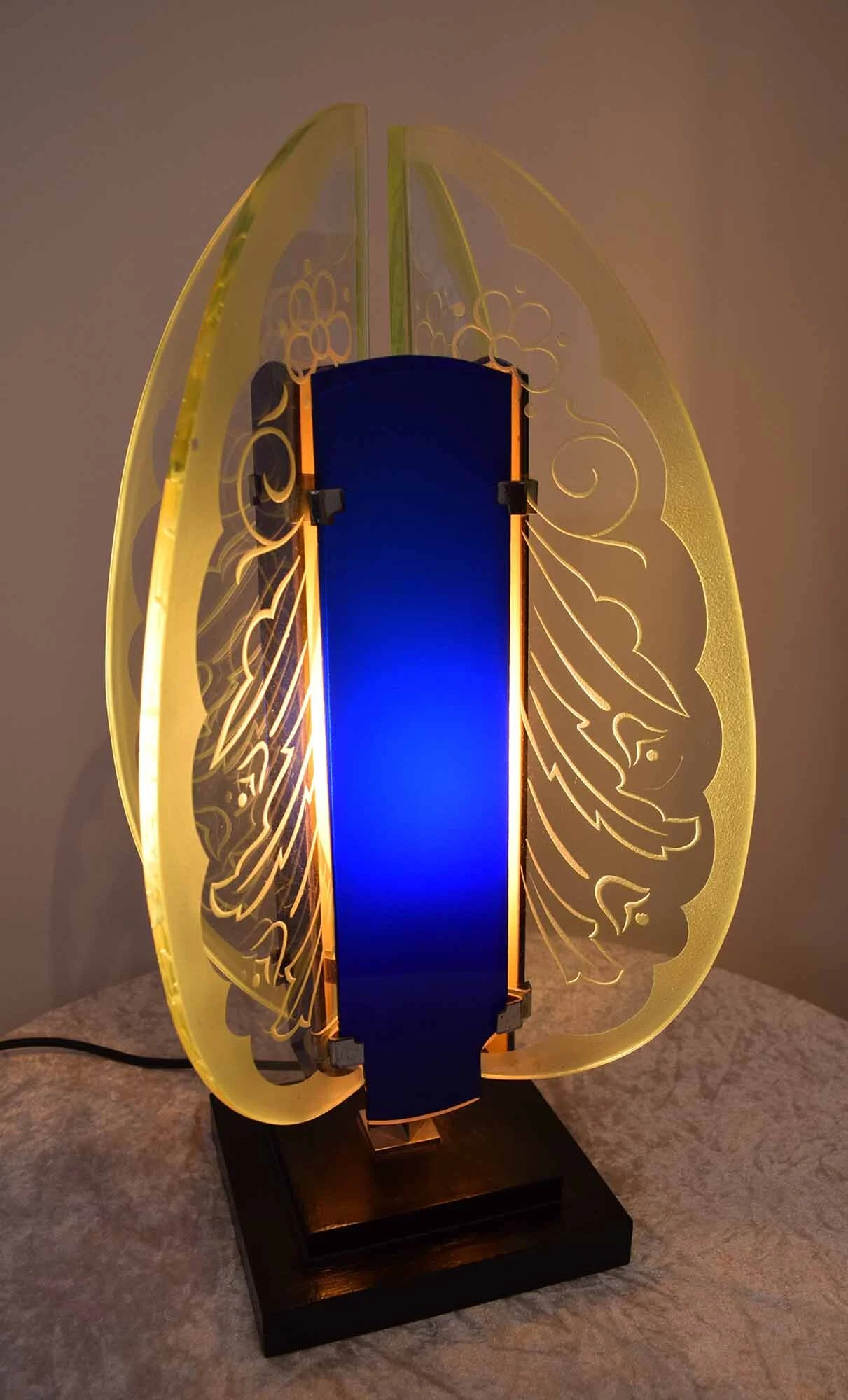 Deco glass lamp 2.JPG