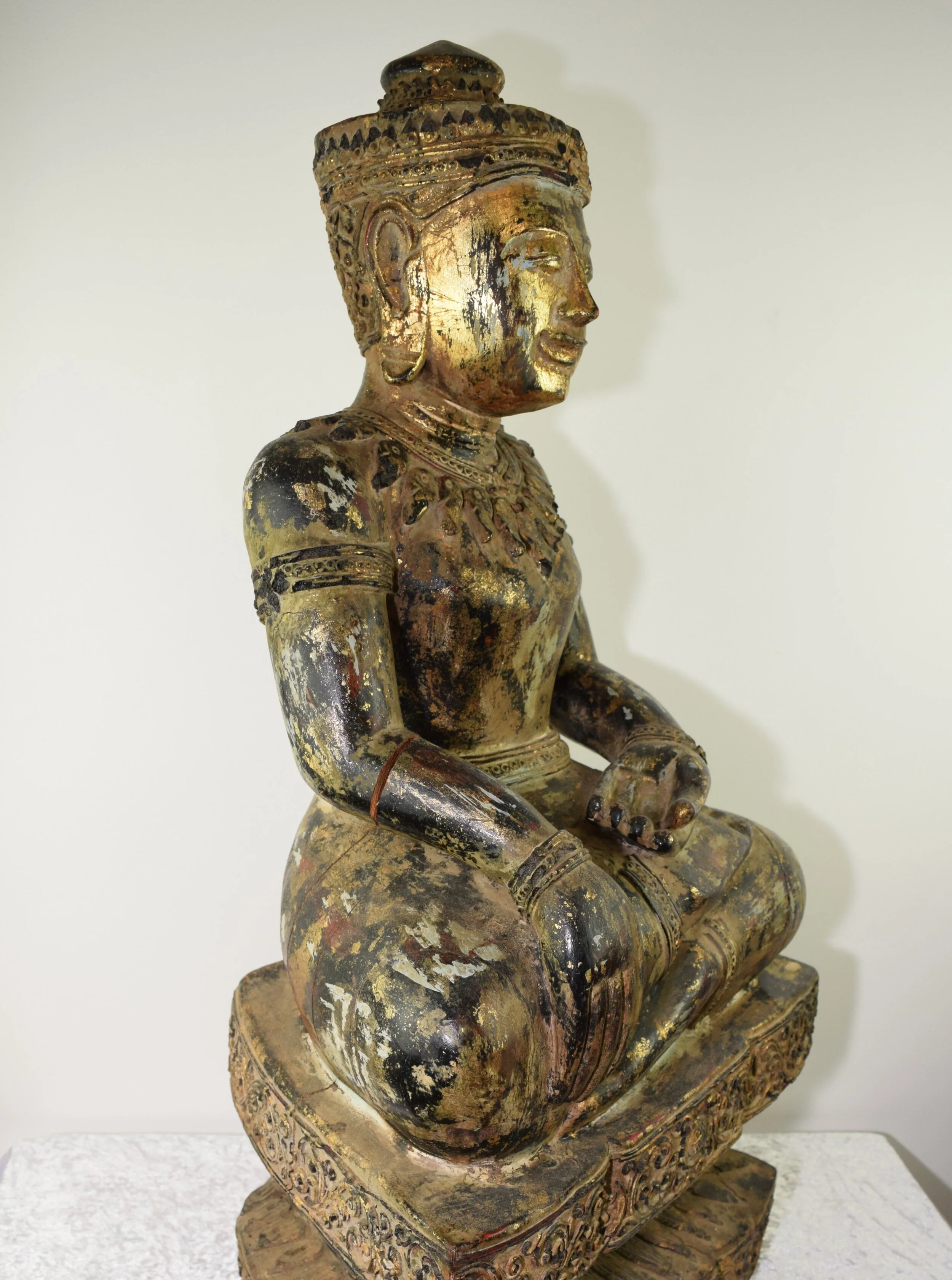 Antique Buddha 5.JPG