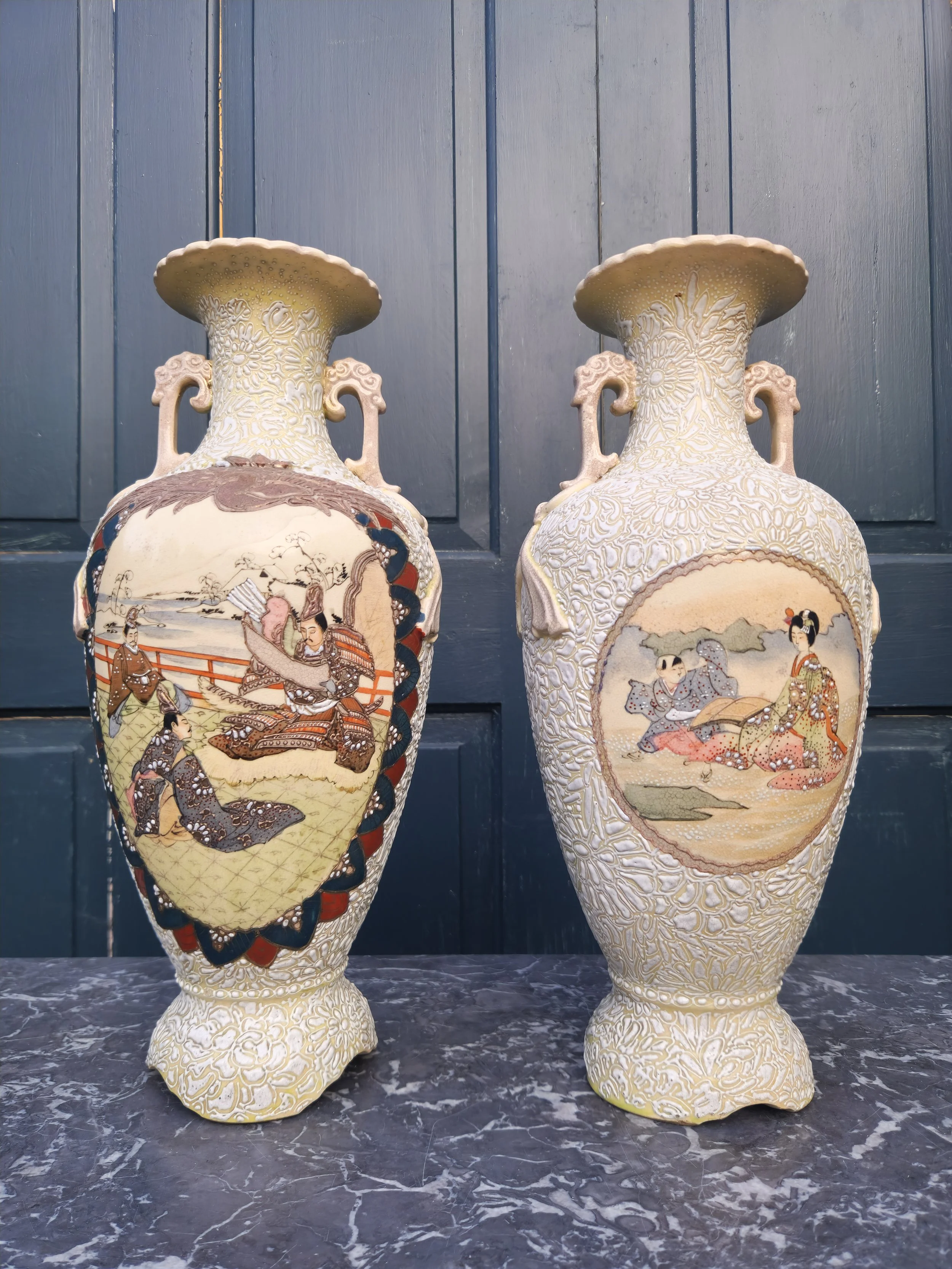 Satsuma pair of vases 5.jpg