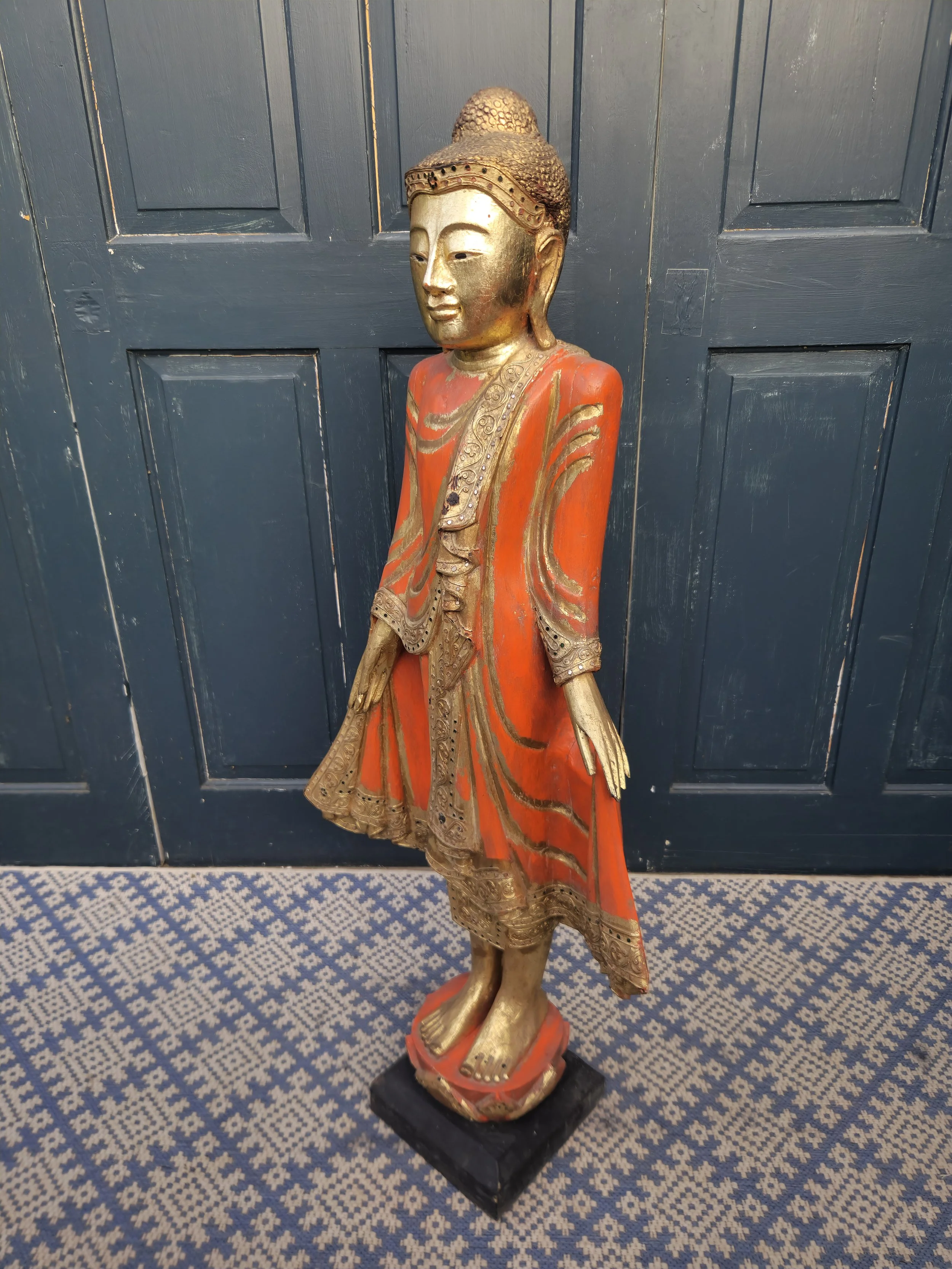 Standing Buddha 5.jpg