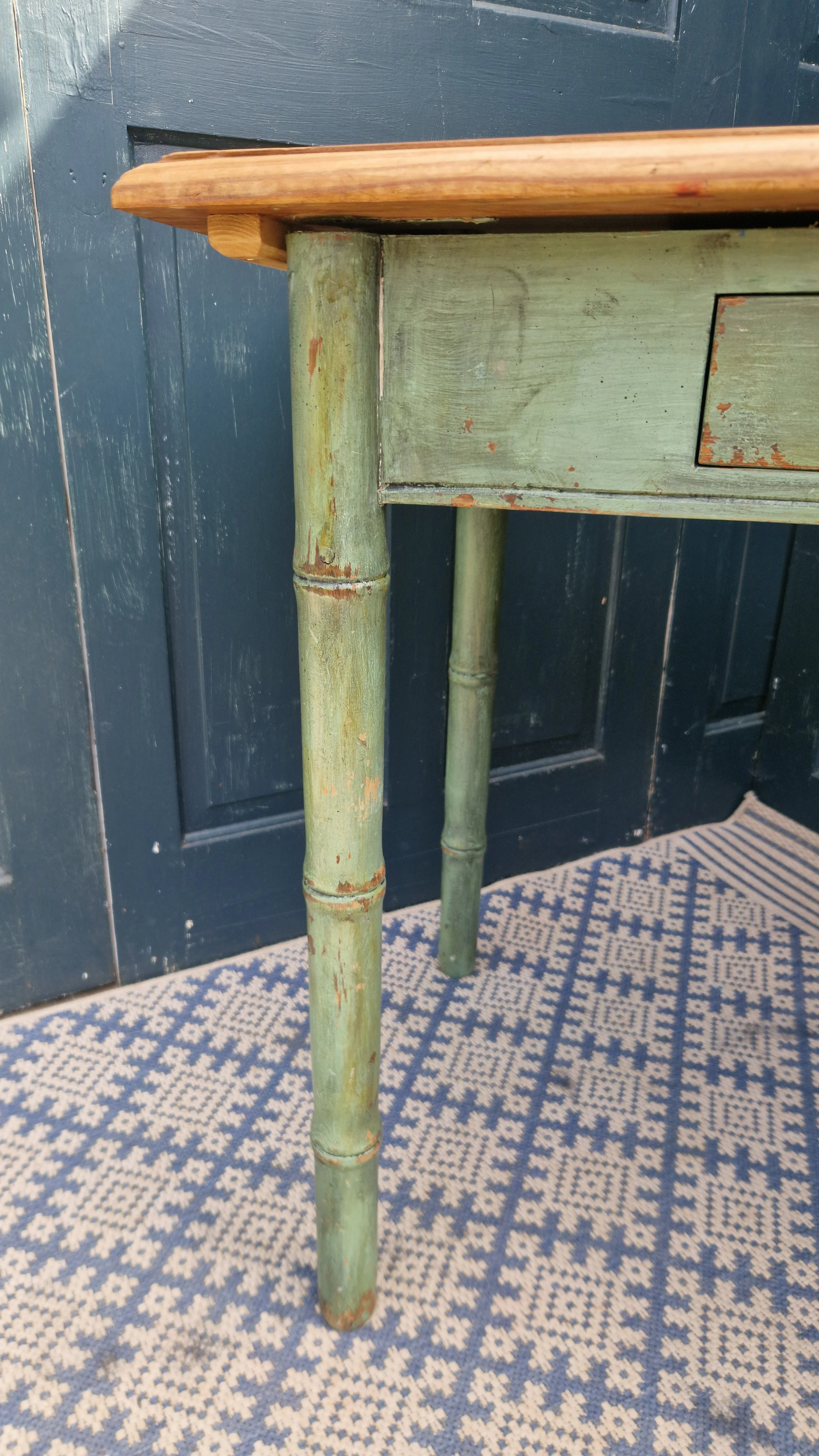 Painted pine table 8.jpg