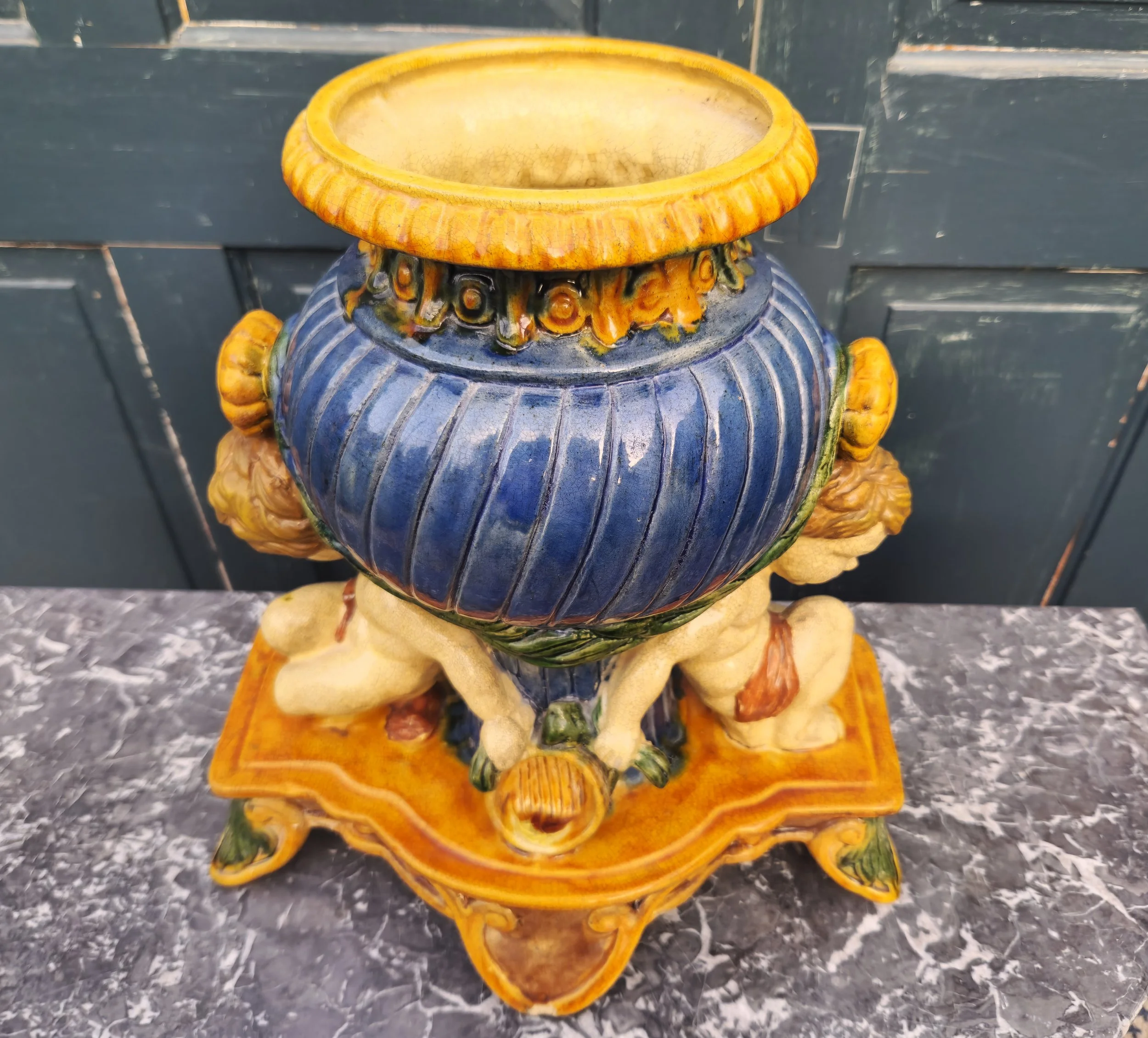 Majolica Cherrub 10.jpg