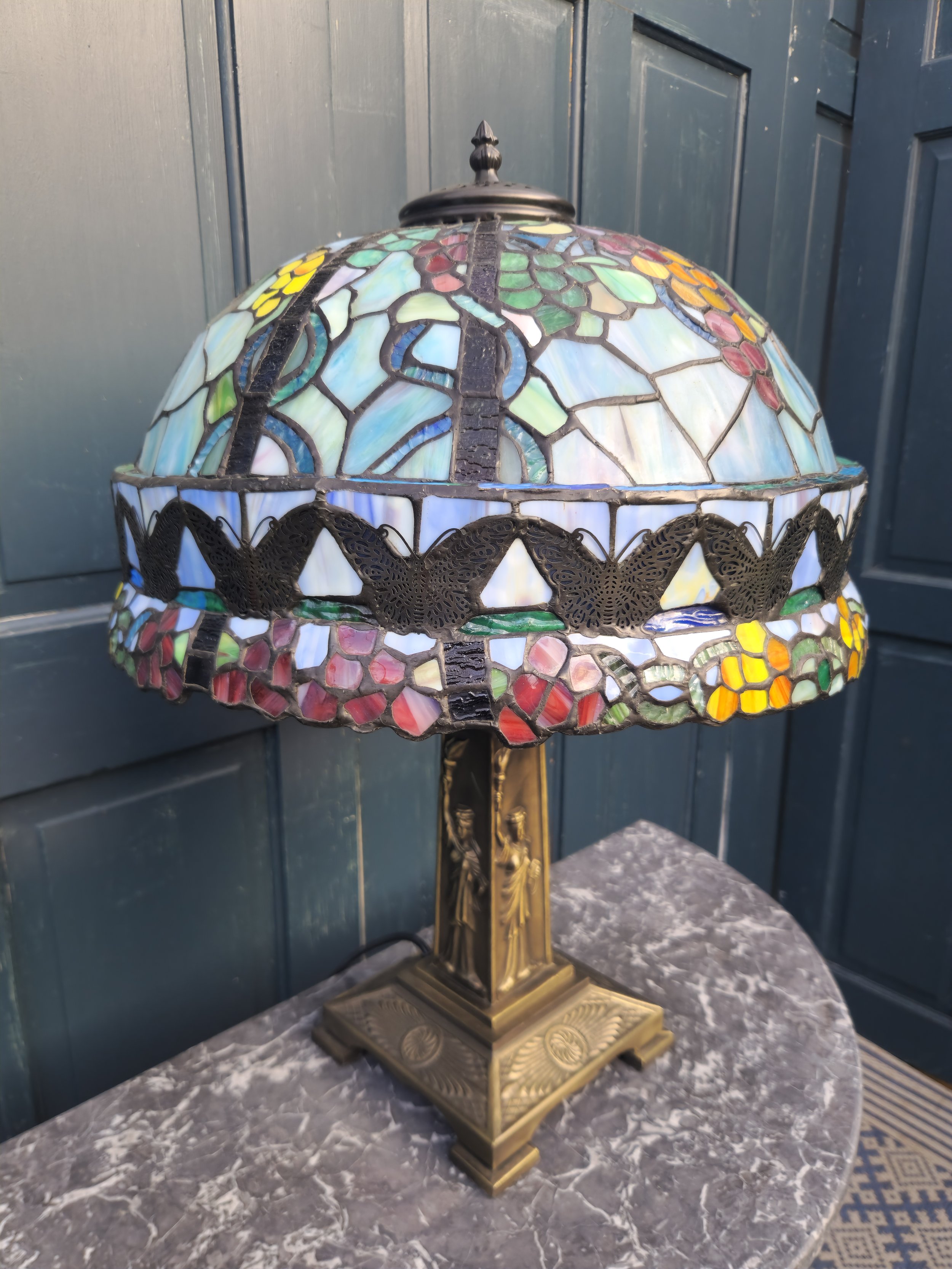 Tiffany style lamp 7.jpg