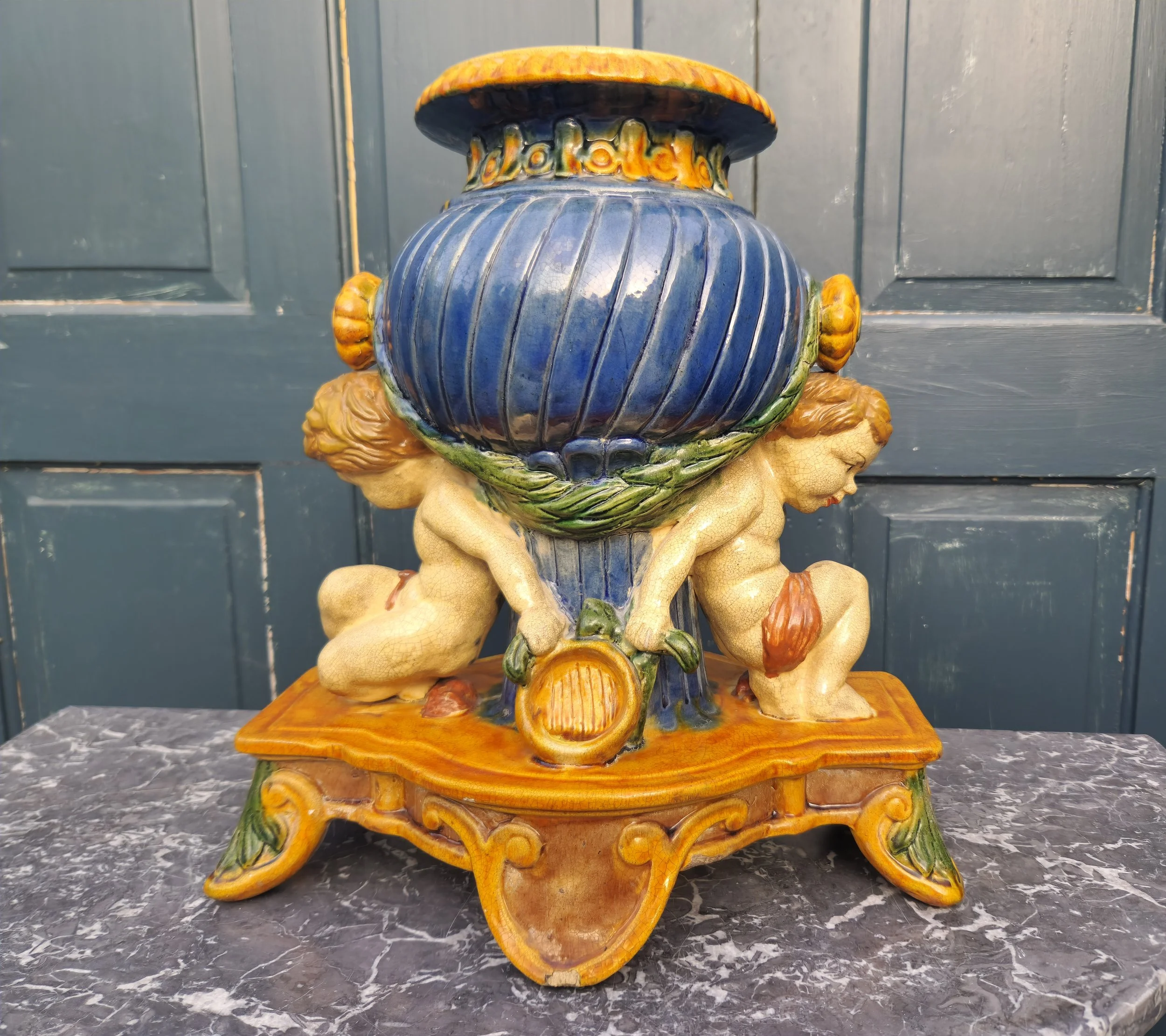 Majolica Cherrub 5.jpg