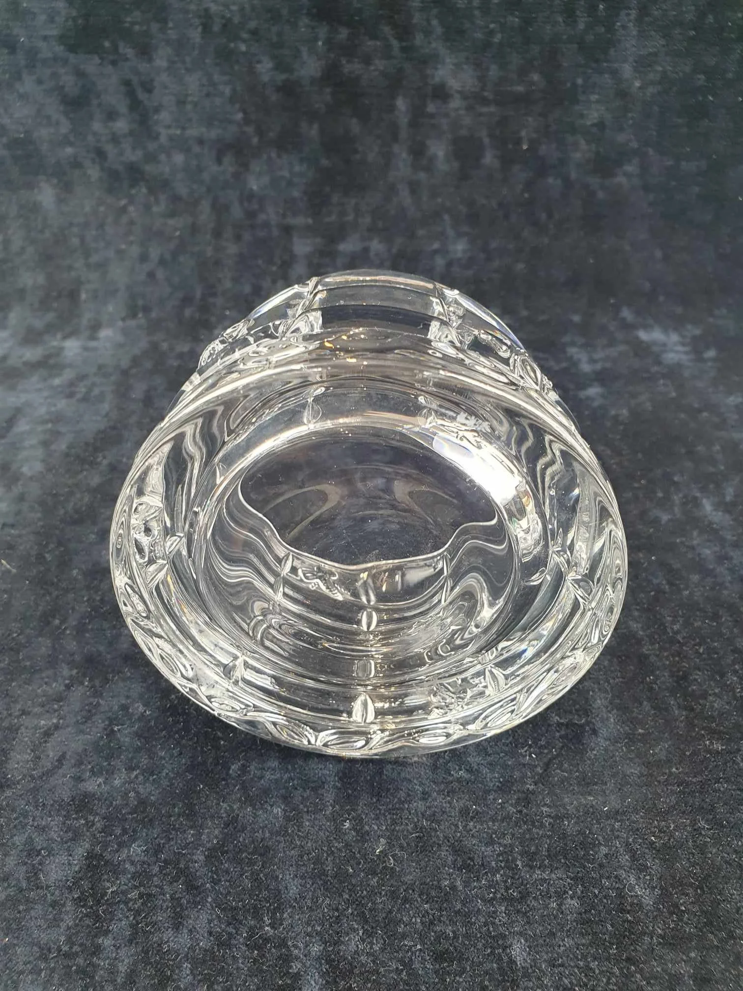 Bee hive honey pot 10.jpg