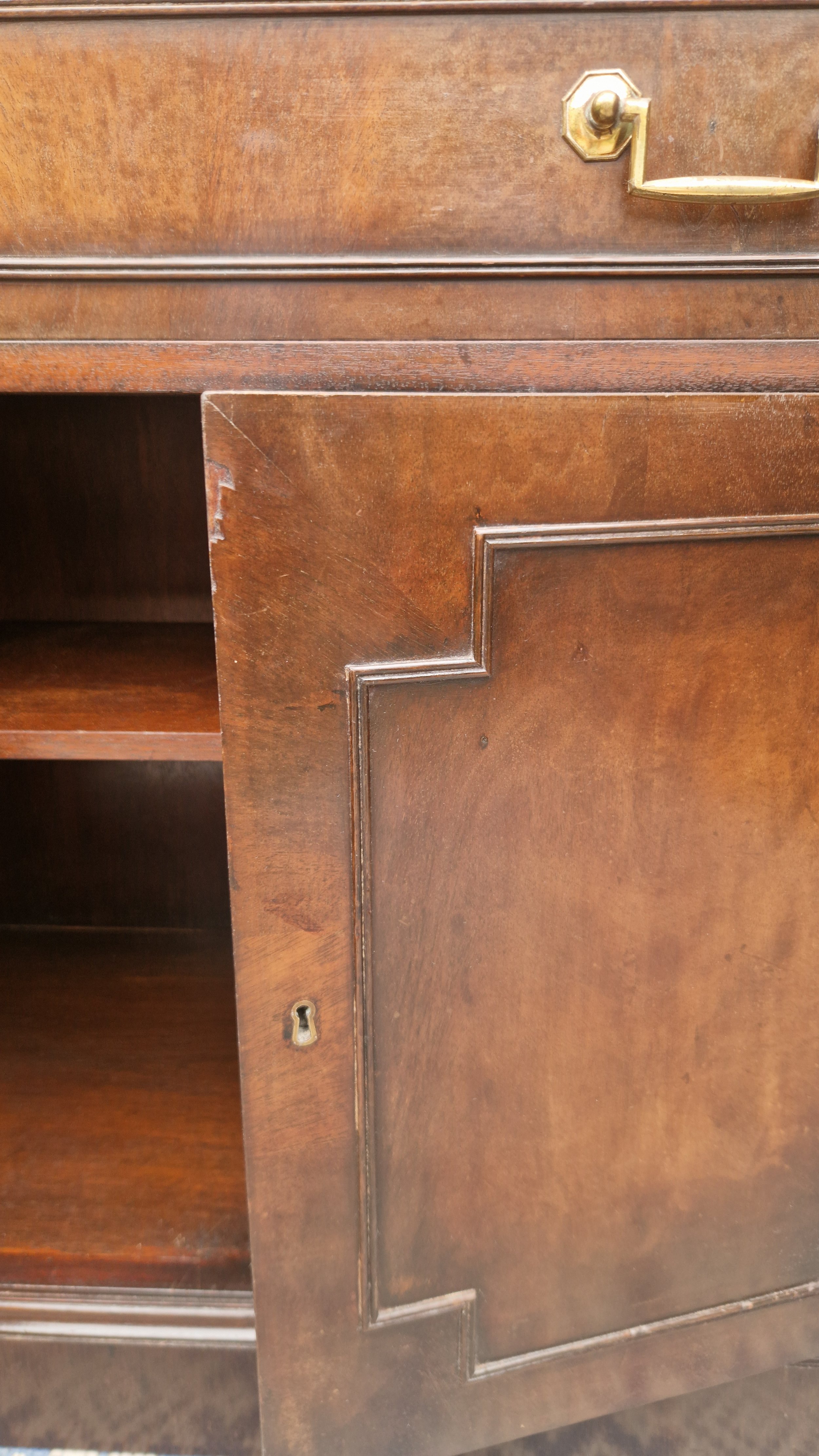Egyptian revival Mahogany cabinet 13.jpg